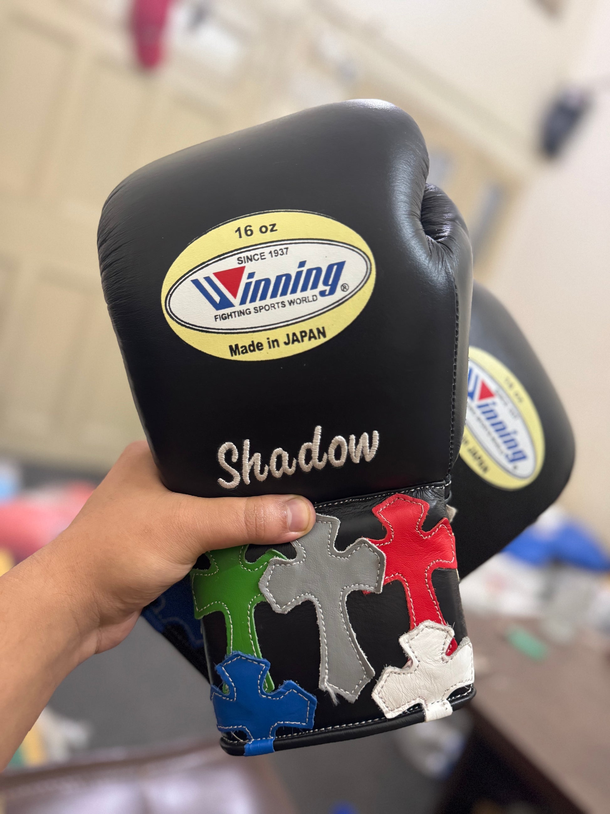 Winning Boxing Gloves Black – Japanese Logo Chrome Heart Style Lace-Up