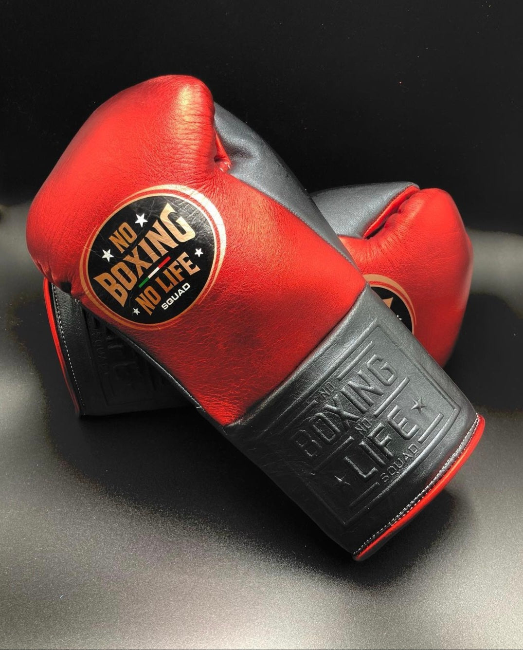 No Boxing No Life Boxing Gloves Red/Black Secure Fit Leather