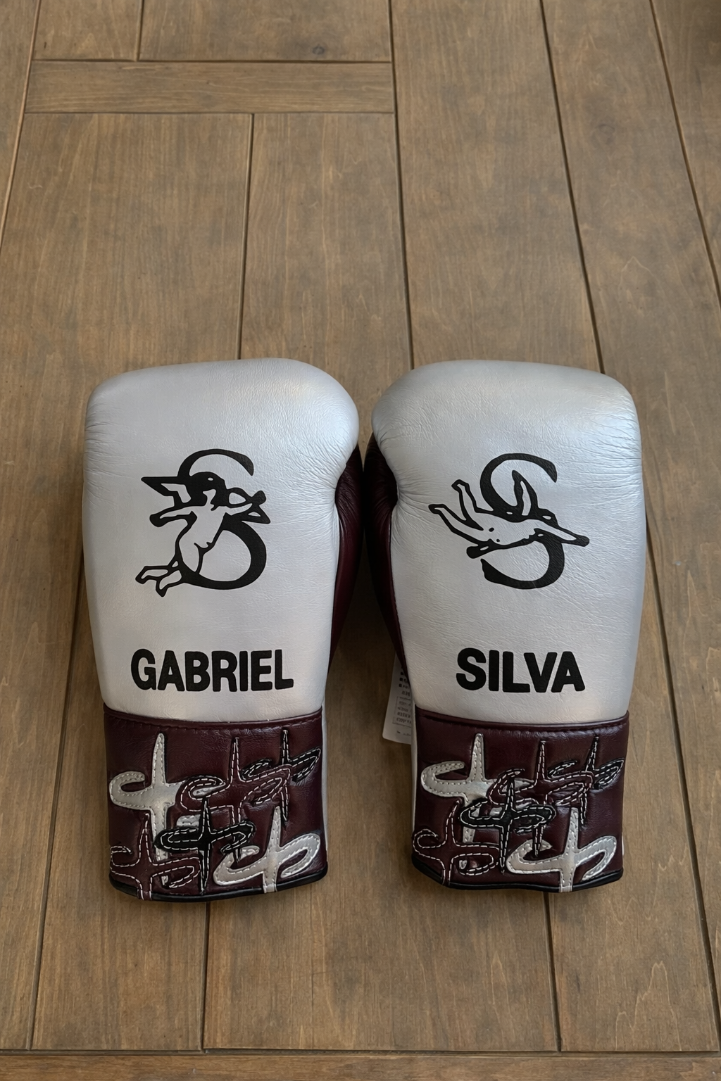 Winning Boxing Gloves Silver/Brown Training