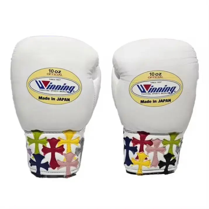 Winning Boxing Gloves White Chrome Heart Style Lace Up Leather Gloves for Combat Drills