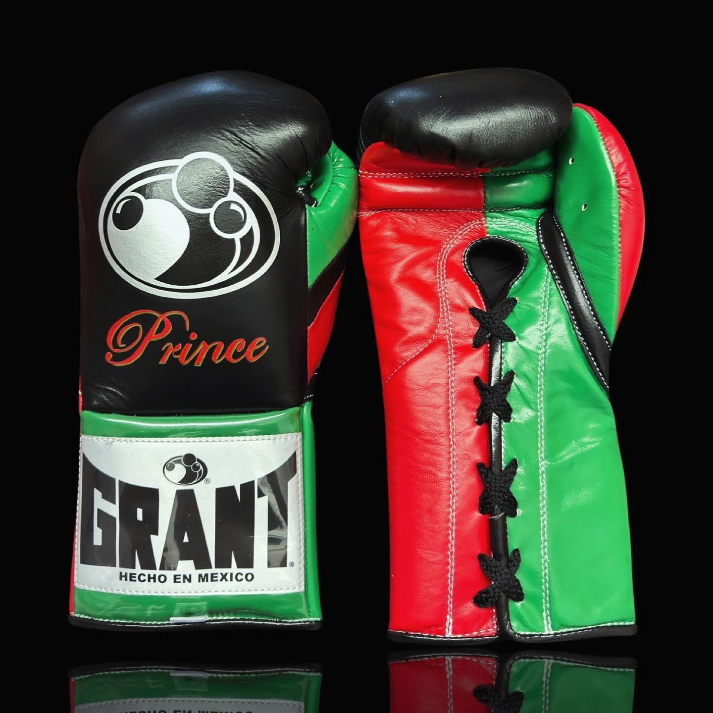 grant boxing gloves black/red/green front view custom name boxing training gloves