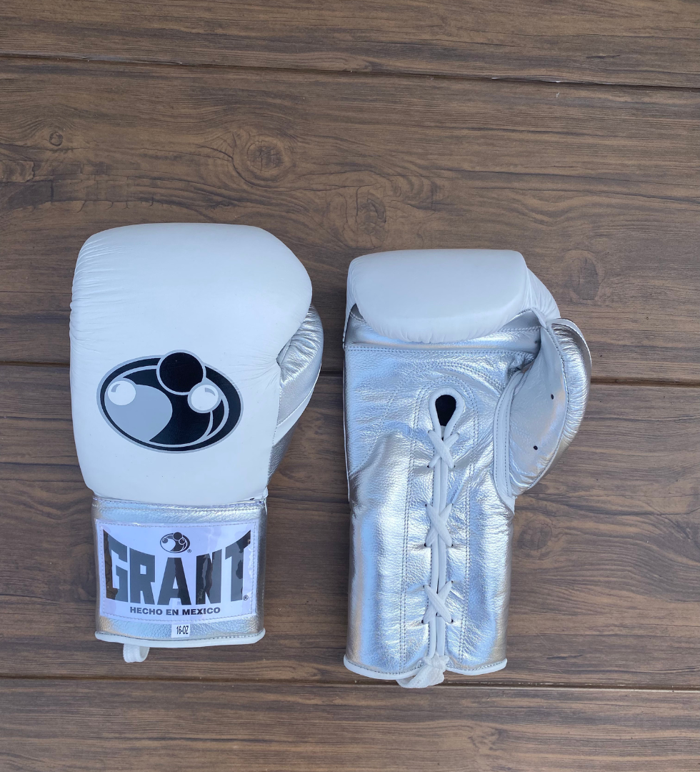 grant boxing gloves white/silver back and front view professional sparring and training gear