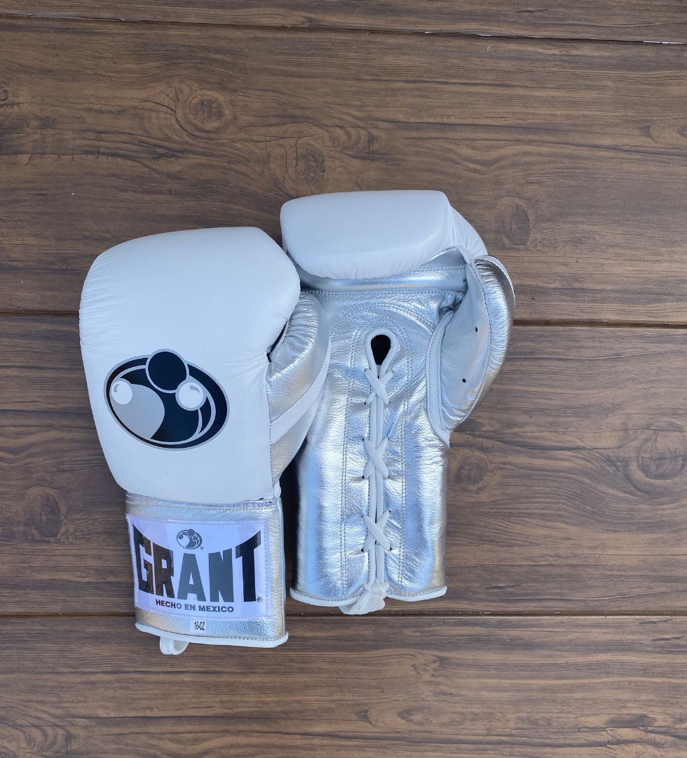 grant boxing gloves white/silver front and back view professional sparring and training gear