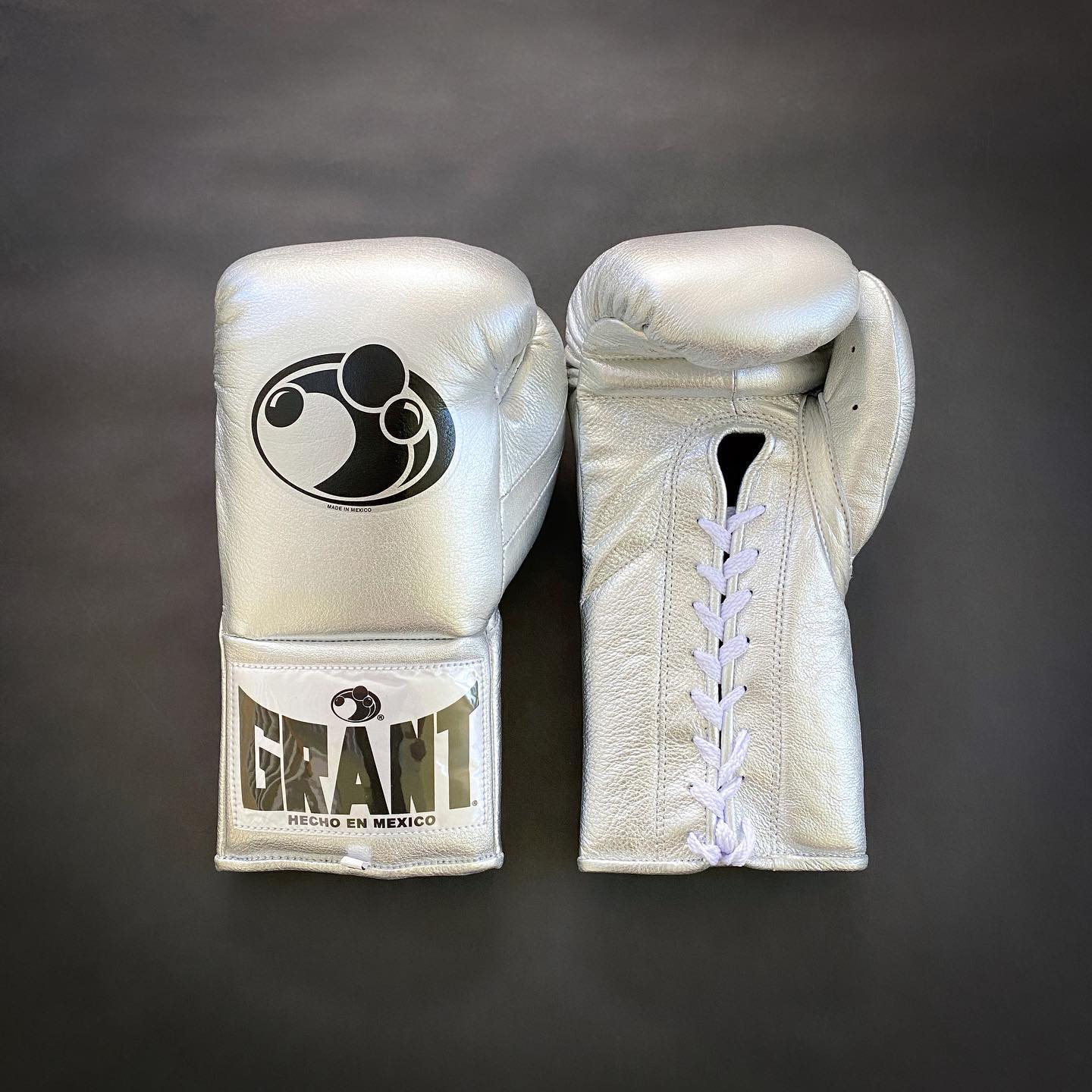 Grant Boxing Gloves Silver Comfort Leather