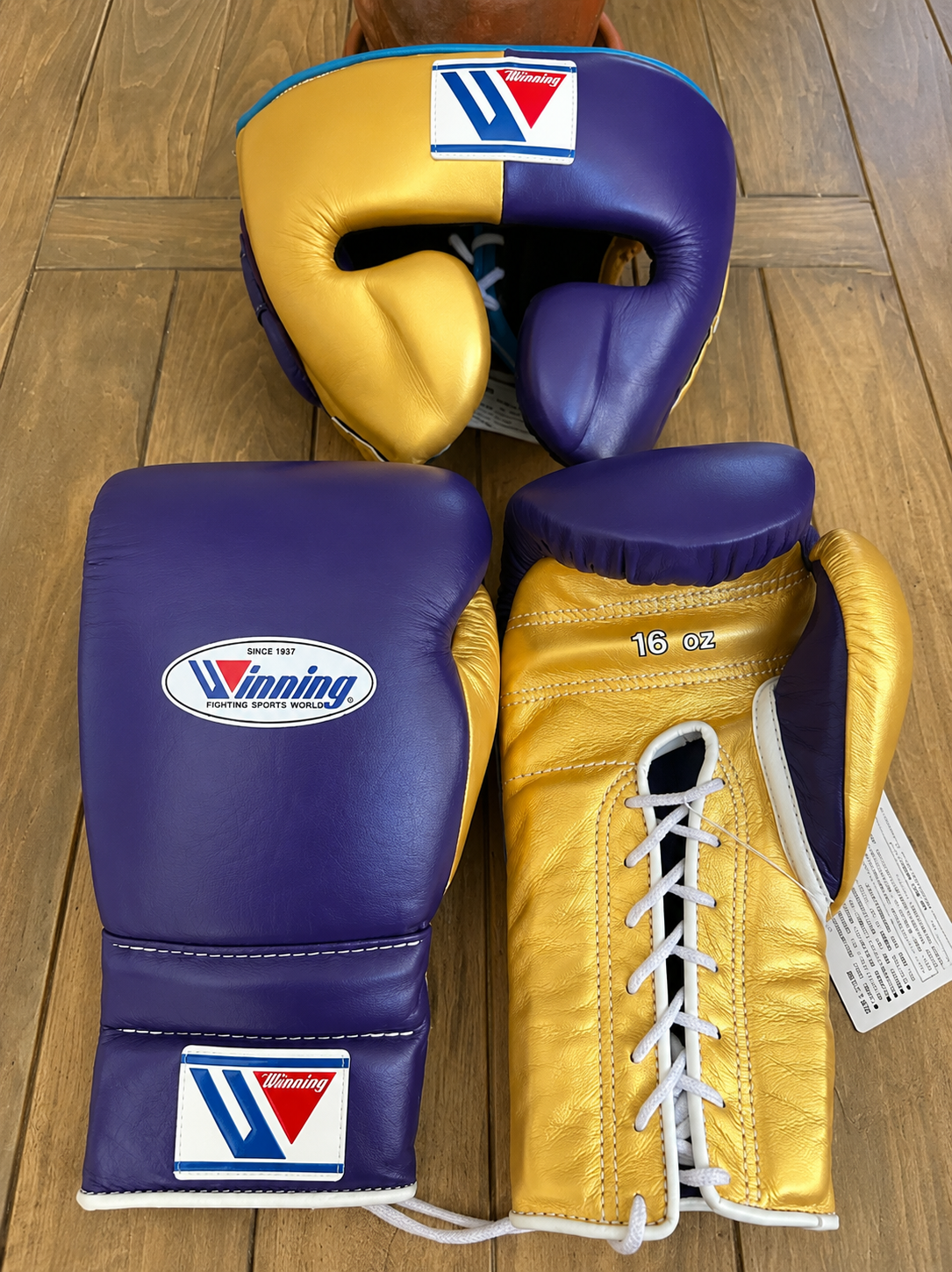Winning Boxing Set Purple/Gold Top-Grade Leather