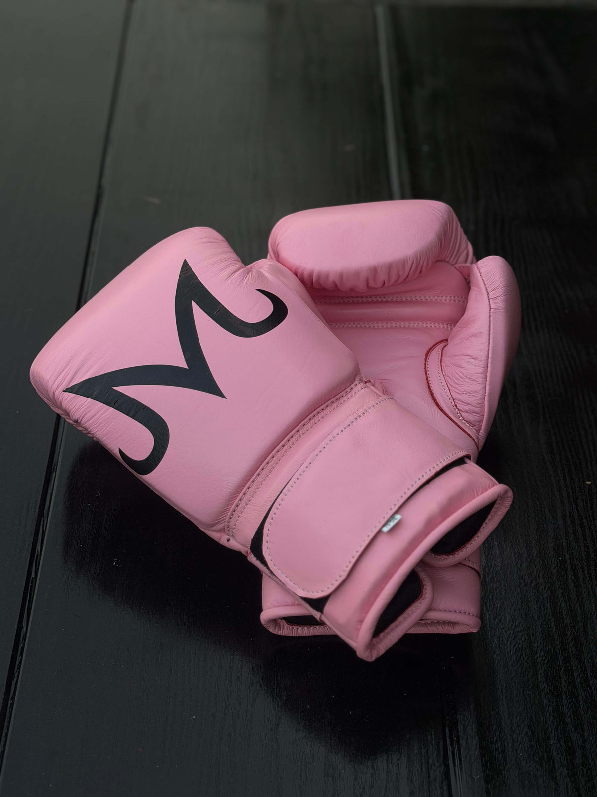 Fiest Winning Monji Style Boxing Gloves Pink Leather Training Gloves Close View