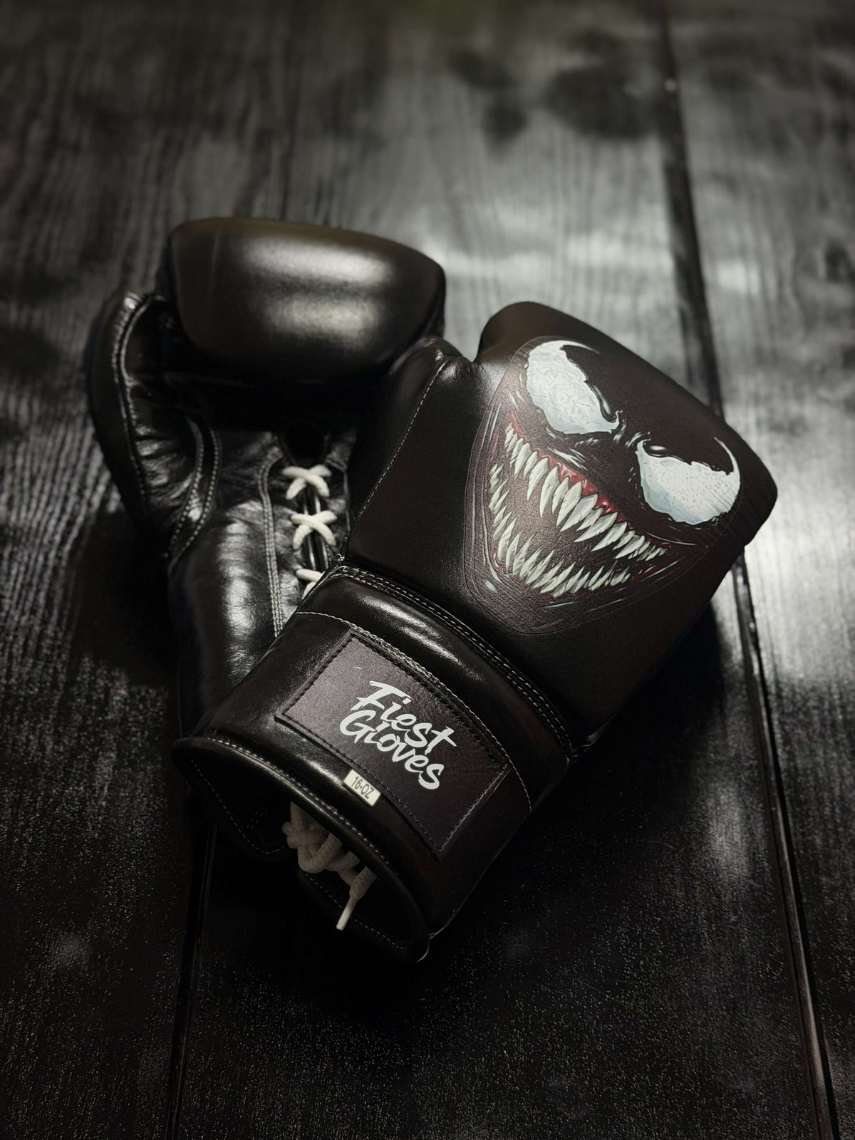 Fiest Winning Venum Style Boxing Sets Black Leather Gloves