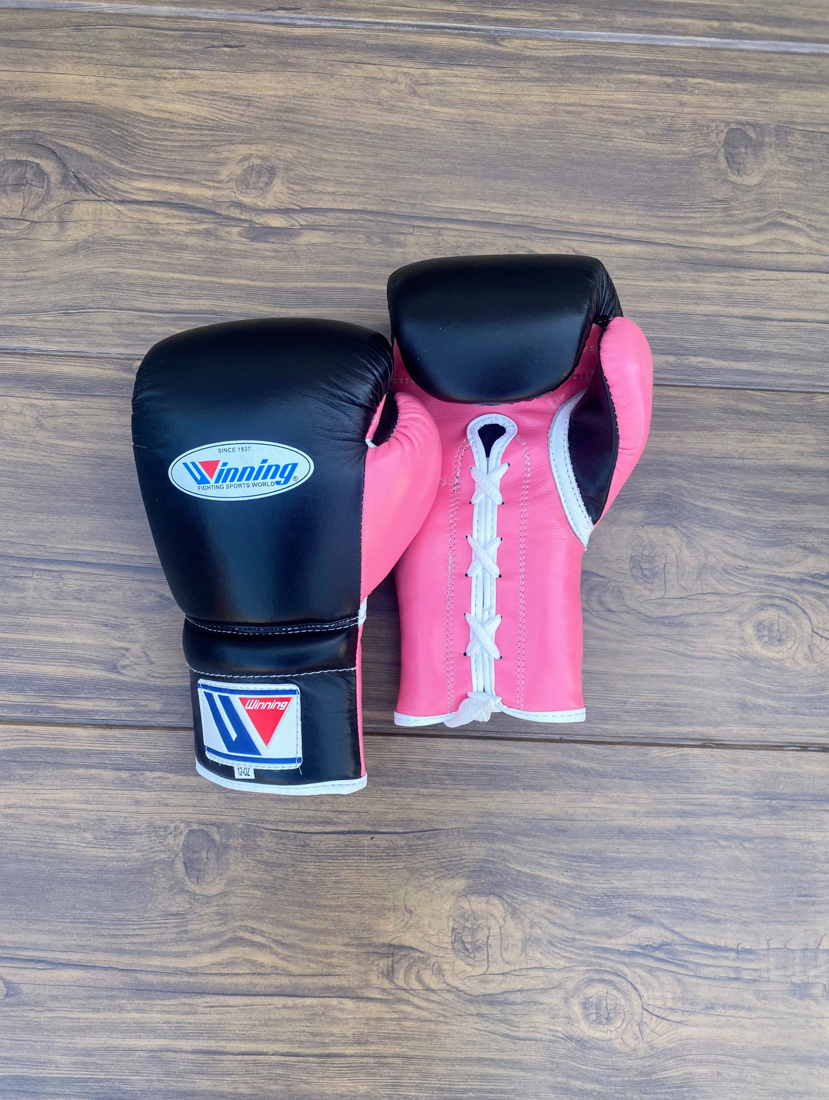 Winning Boxing Gloves Black/Pink Boxing Training