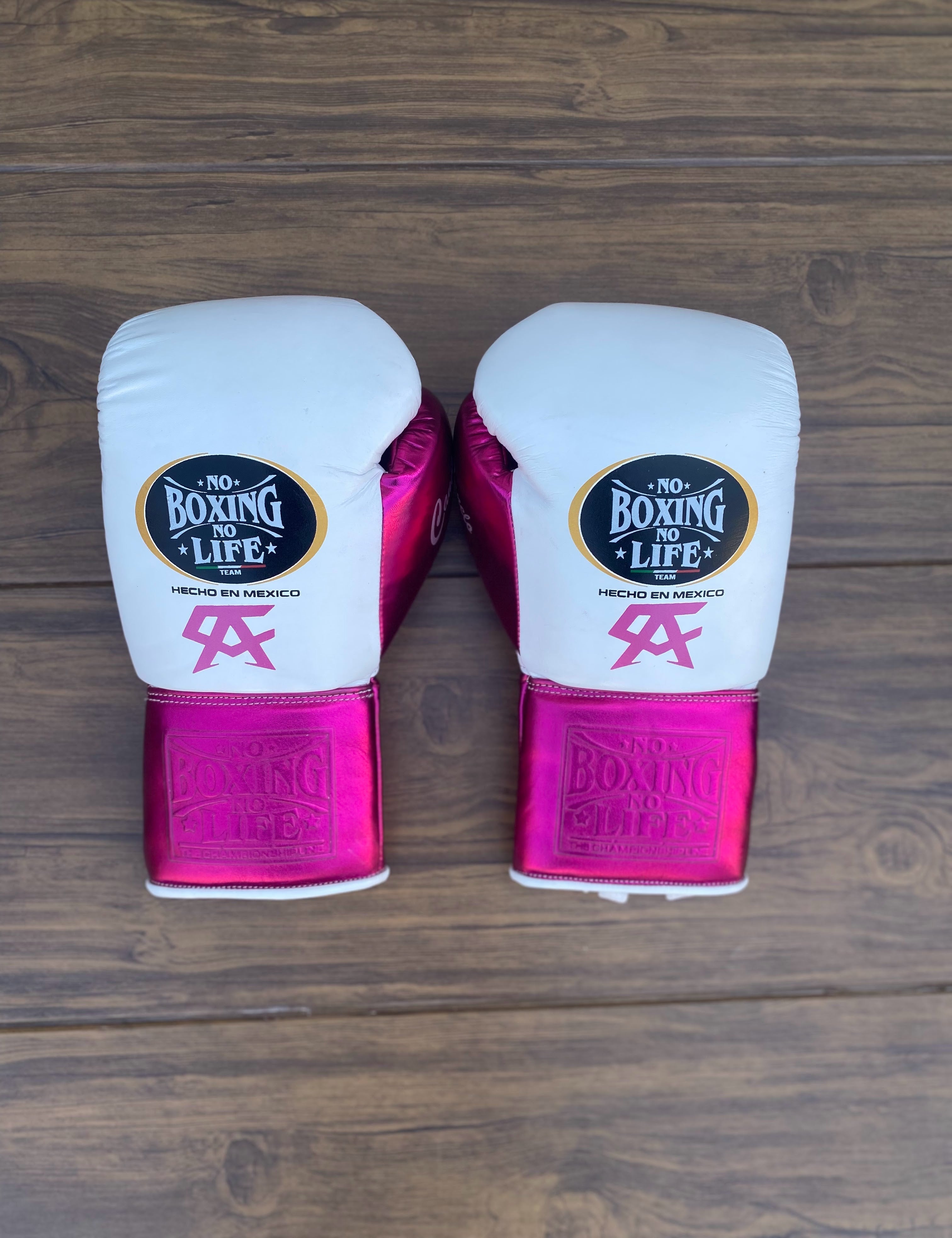 Customizable boxing glove, Gloves White/Pink
