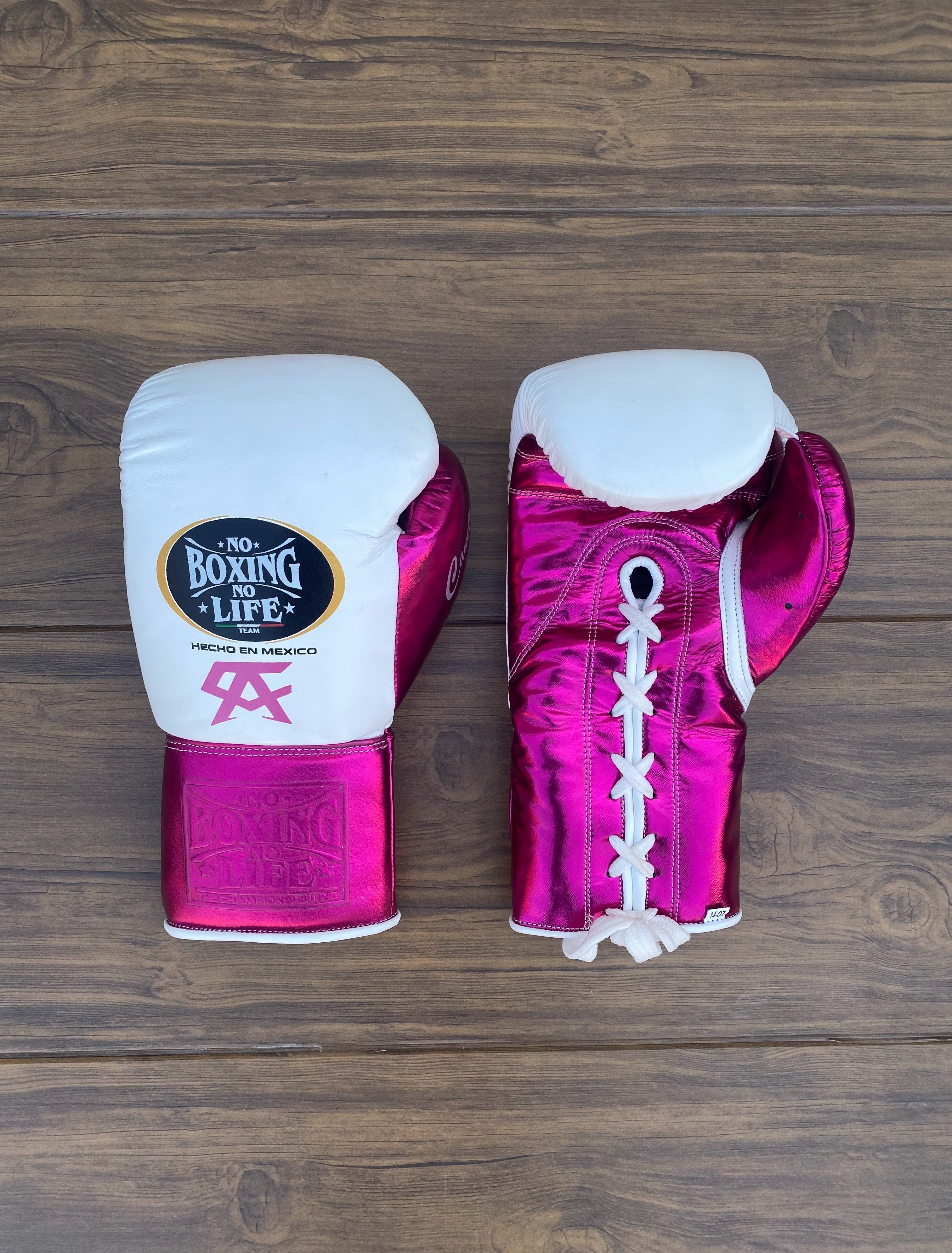 Customizable boxing glove, Gloves White/Pink