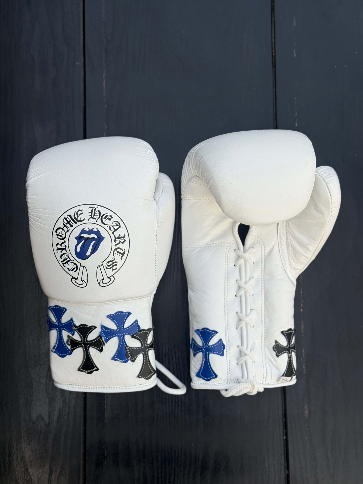 winning boxing gloves, winning gloves, winning boxing gloves japan, winning boxing gloves authentic, winning boxing gloves original, winning boxing gloves lace up, winning boxing gloves velcro, winning boxing gloves 16oz, winning boxing gloves 14oz, winning boxing gloves 12oz, winning training gloves, winning sparring gloves, winning pro boxing gloves, winning leather boxing gloves, winning premium boxing gloves, winning fight gloves, winning competition gloves, winning japanese boxing gloves