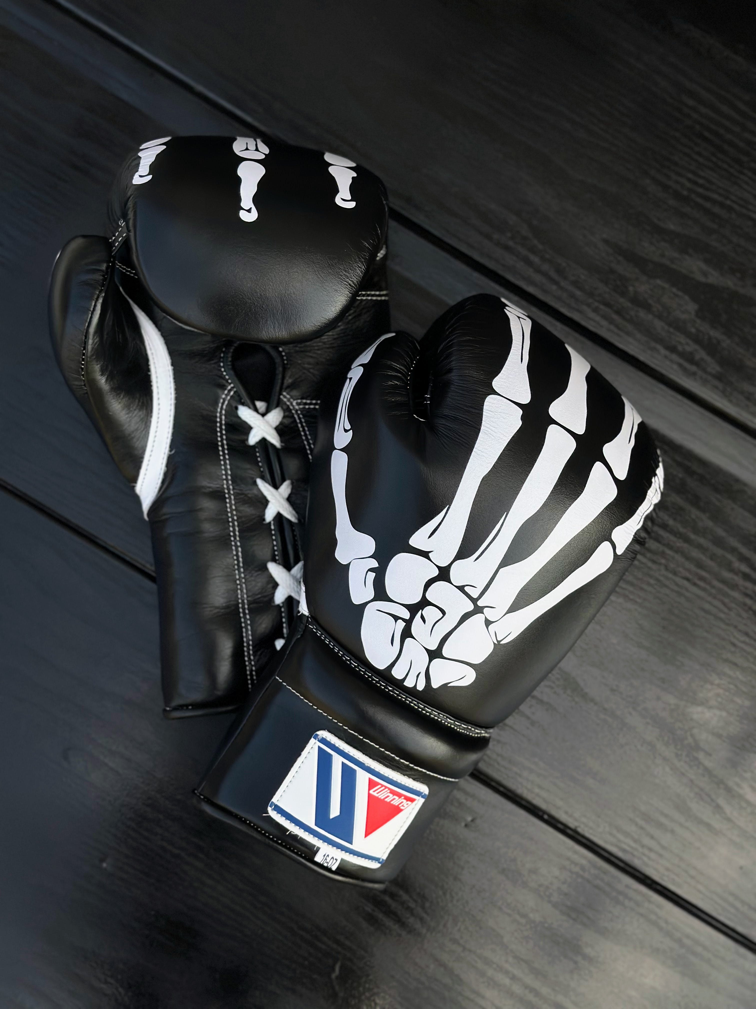 Winning Boxing Gloves Black – Skeleton Style Lace-up