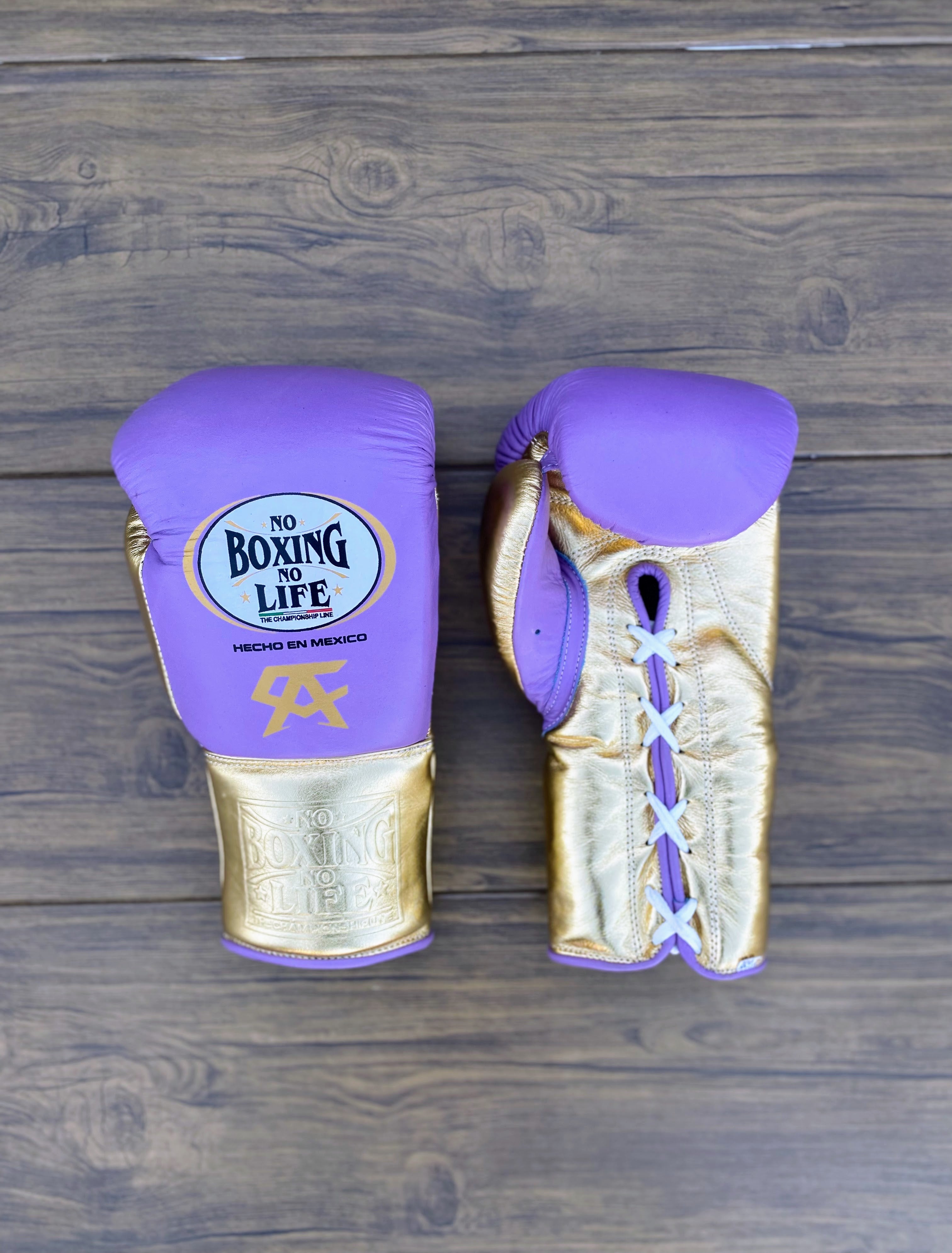 Customizable boxing glove, High Quality Gloves Purple/Gold