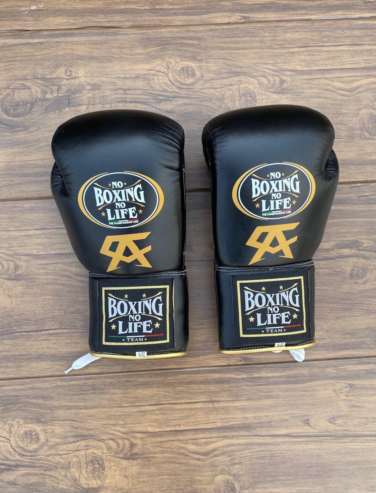 No boxing no life Black  boxing gloves, premium soft-padding sparring gear