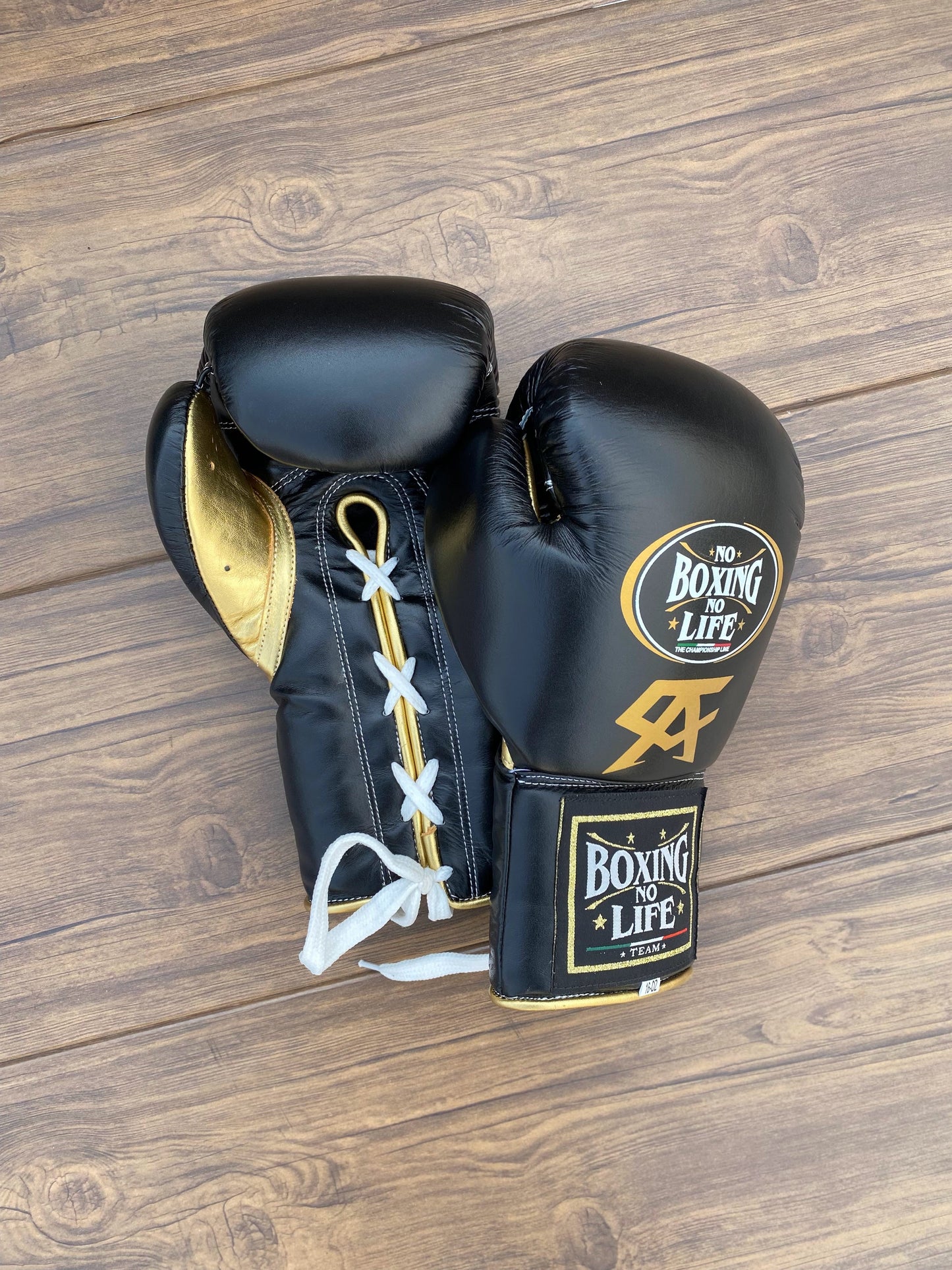 No boxing no life Black  boxing gloves, premium soft-padding sparring gear