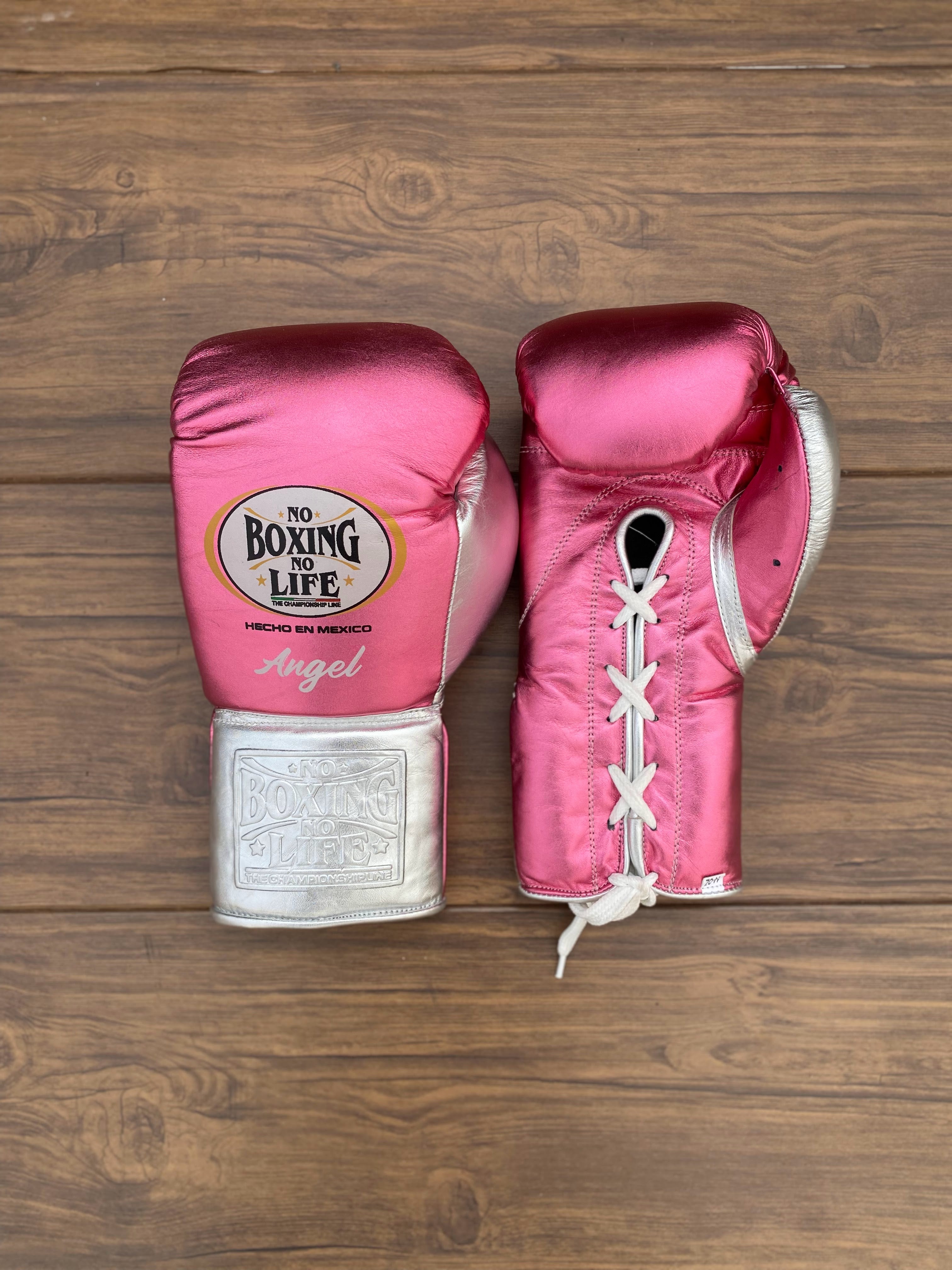 No Boxing No Life Boxing Gloves Pink/Silver  Durable Leather
