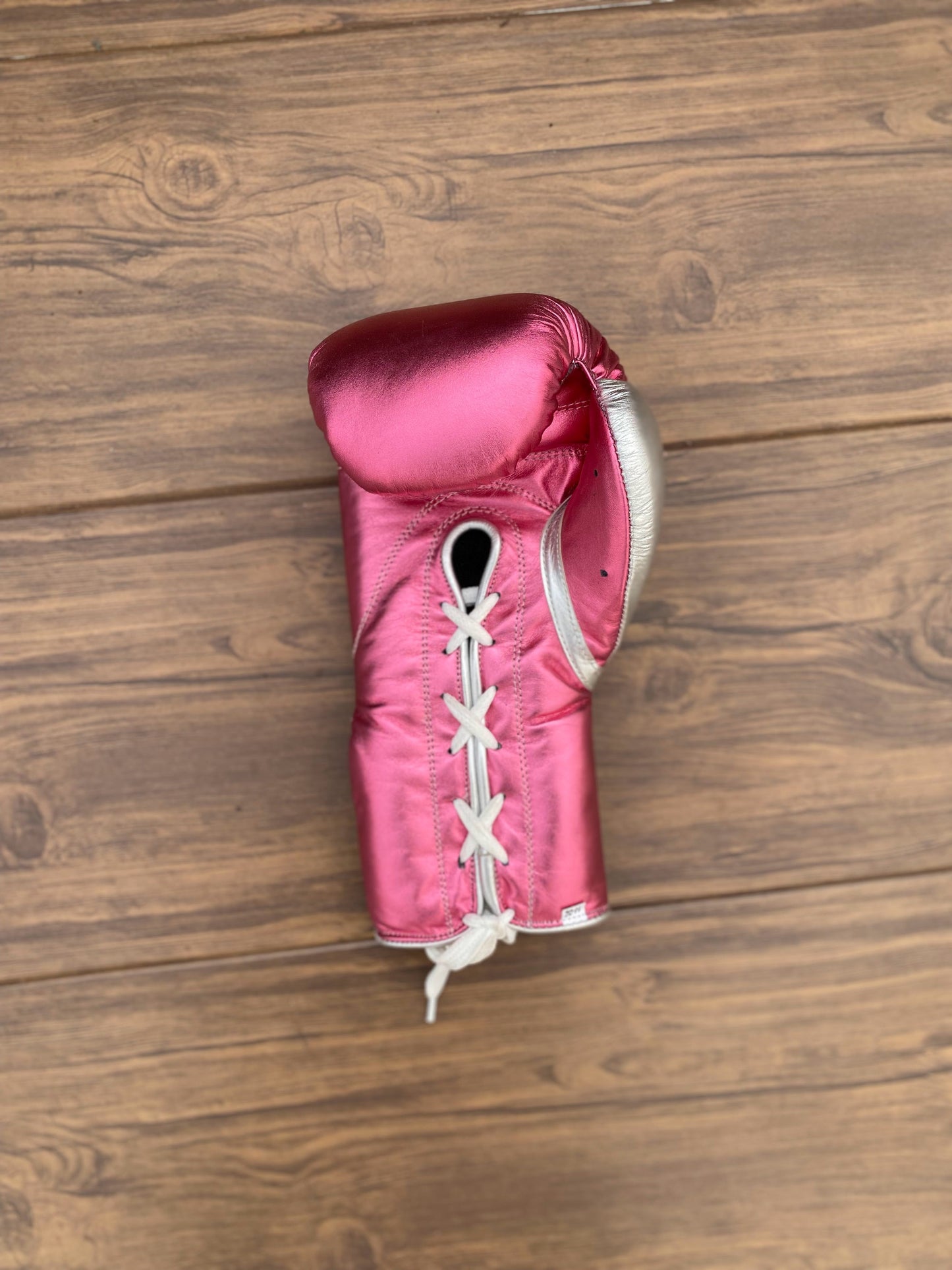 No boxing no life Pink/Silver boxing gloves, premium soft sparring training gear