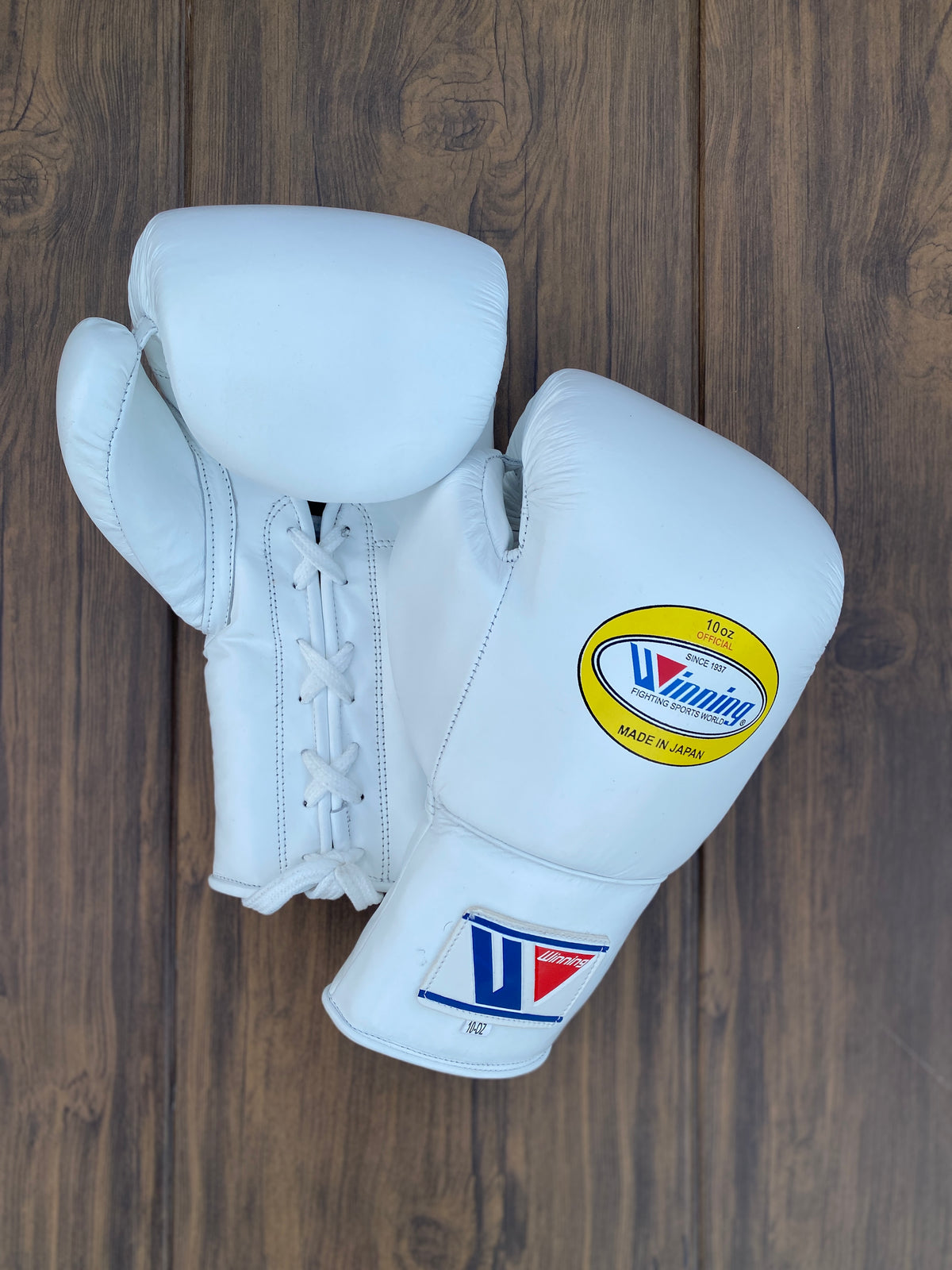 Winning Boxing Gloves White Comfort Leather