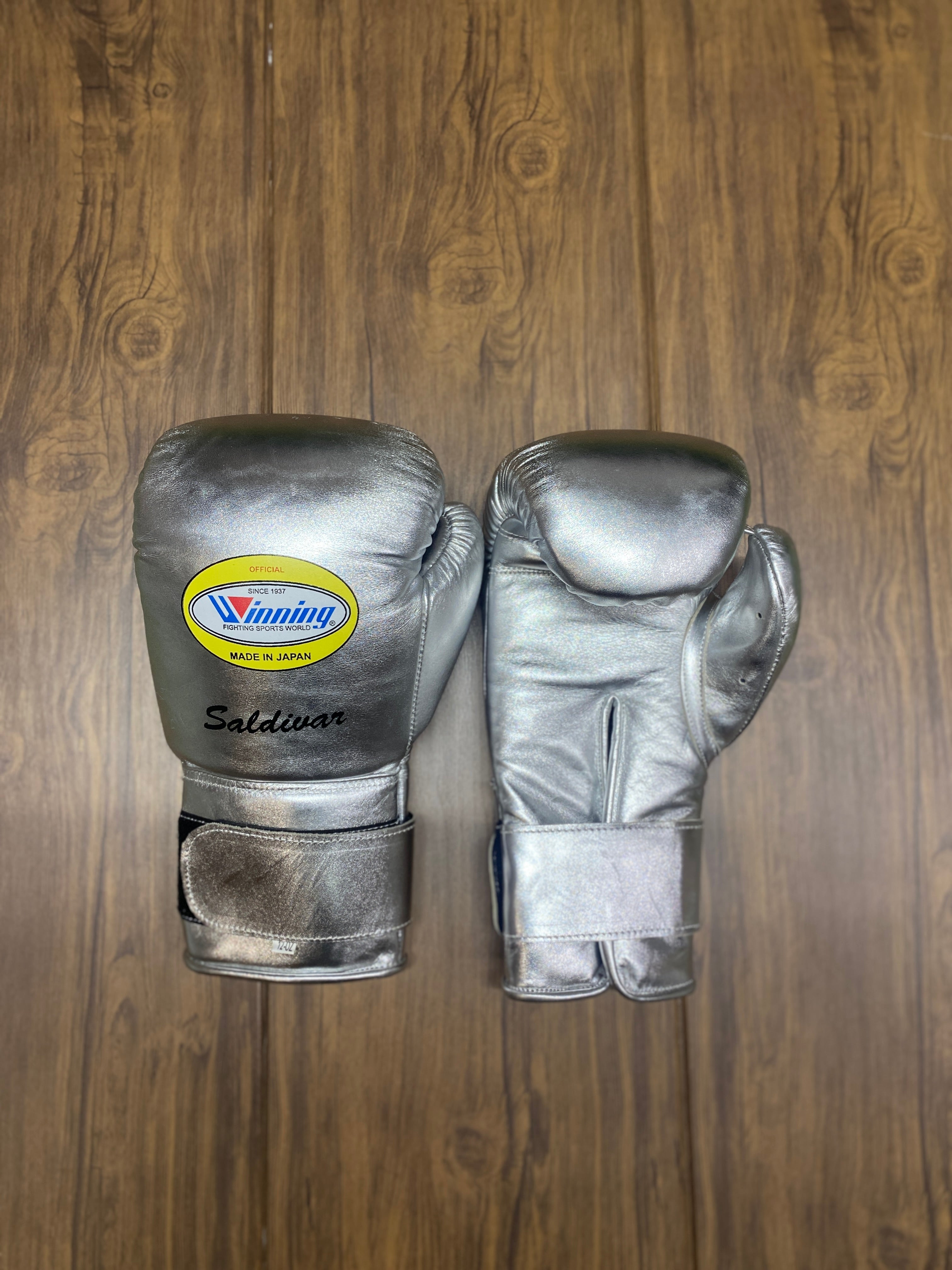 Winning Boxing Gloves Silver Sparring
