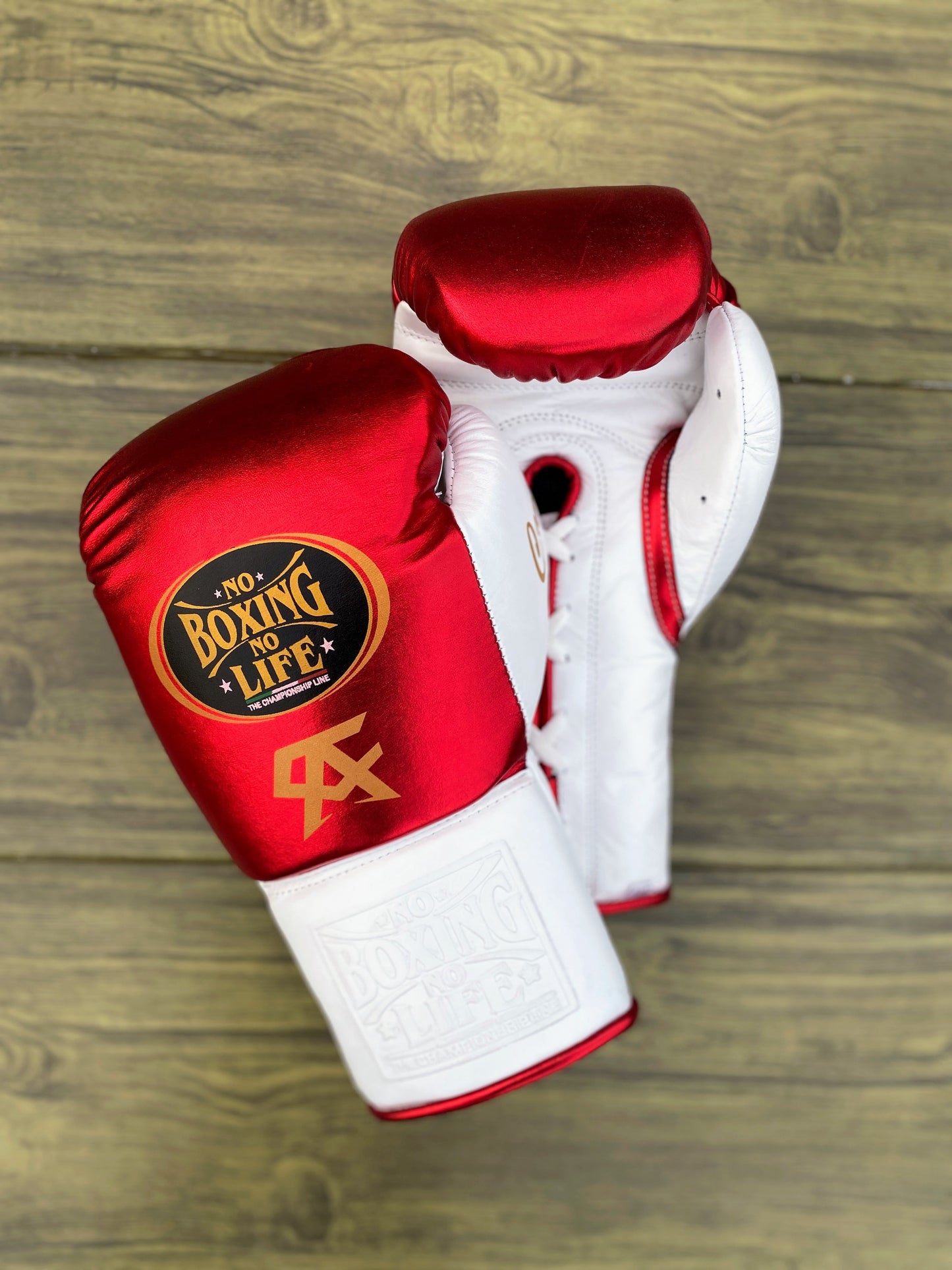 No boxing no life Red/White boxing gloves , ultra-soft cushion sparring gears