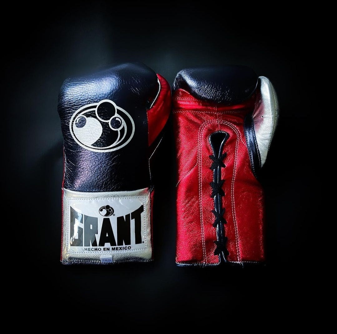 Grant Boxing Gloves Black/Red/Silver Leather