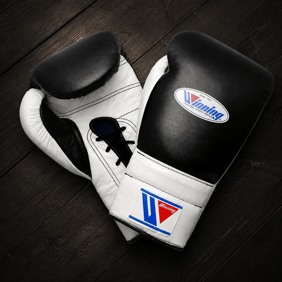 Winning Boxing Gloves Black/White Leather Training Gloves for Boxing