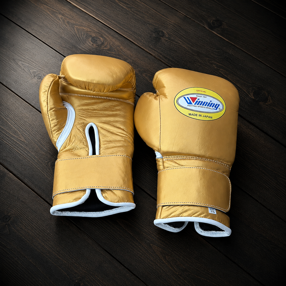 Winning Gloves Gold Padded Leather Gloves Close View