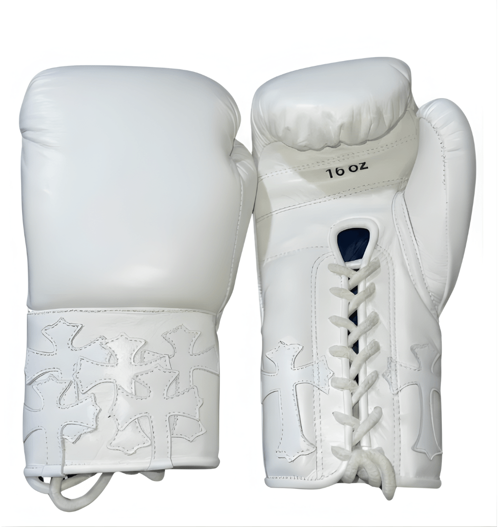 Winning Boxing Gloves White Chrome Heart Style Leather Training Gloves for Boxing 