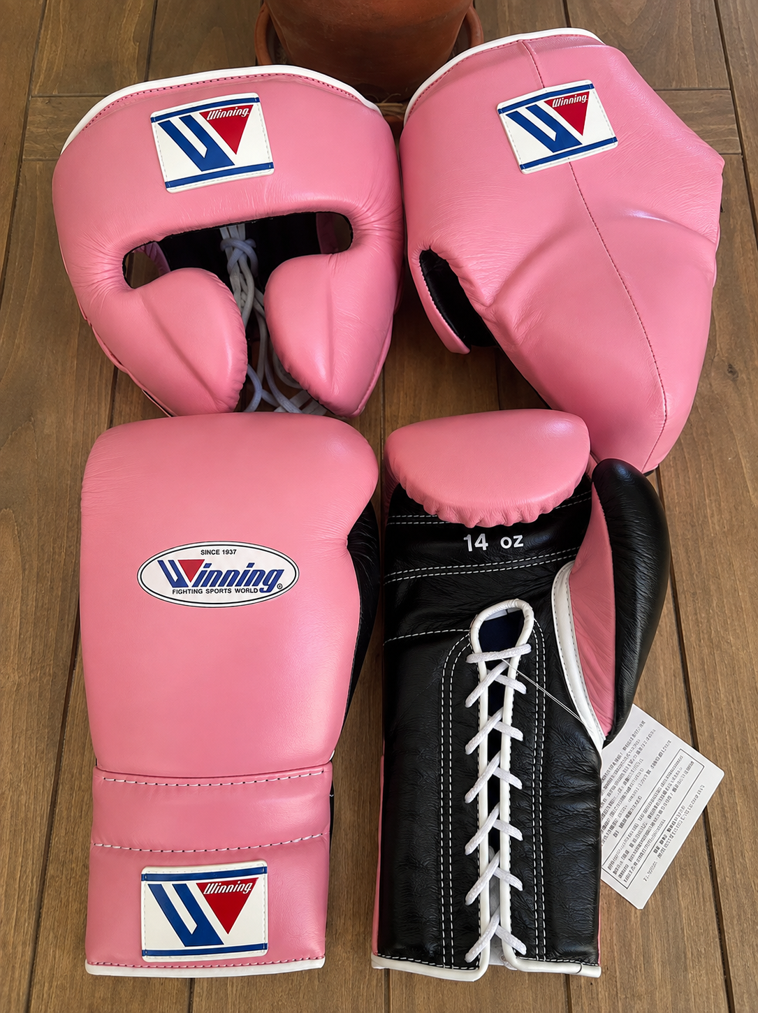 Winning Boxing Sets Pink/Black Leather Boxing Set for Heavy Bag Work