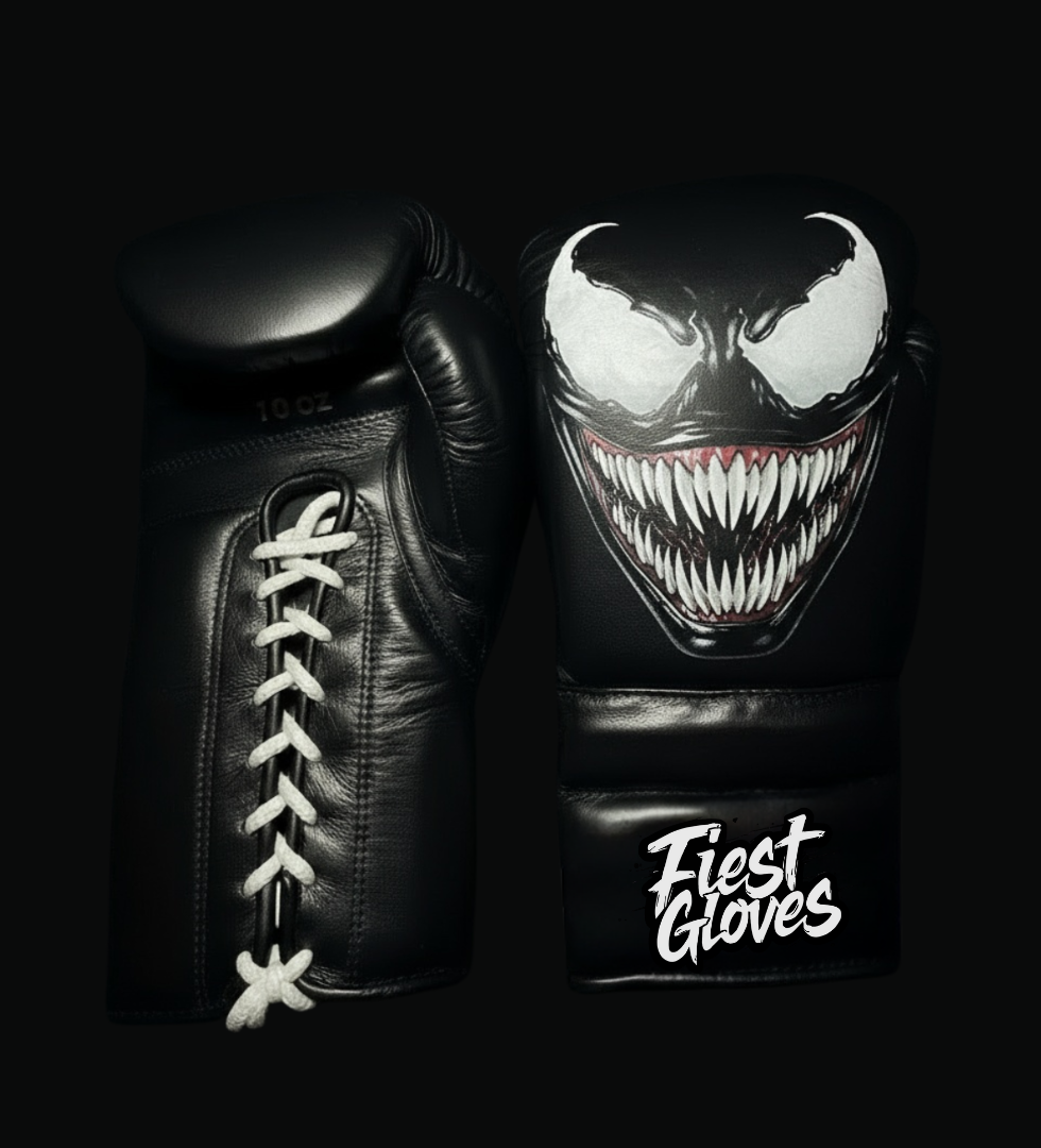 fiest boxing black-white gloves high quality training equipment