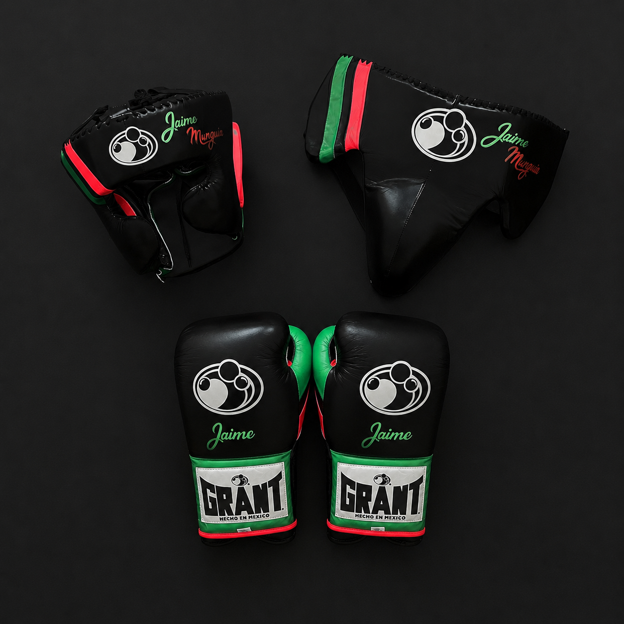 Grant Boxing Set Black/Red/Green Top-Grade Leather