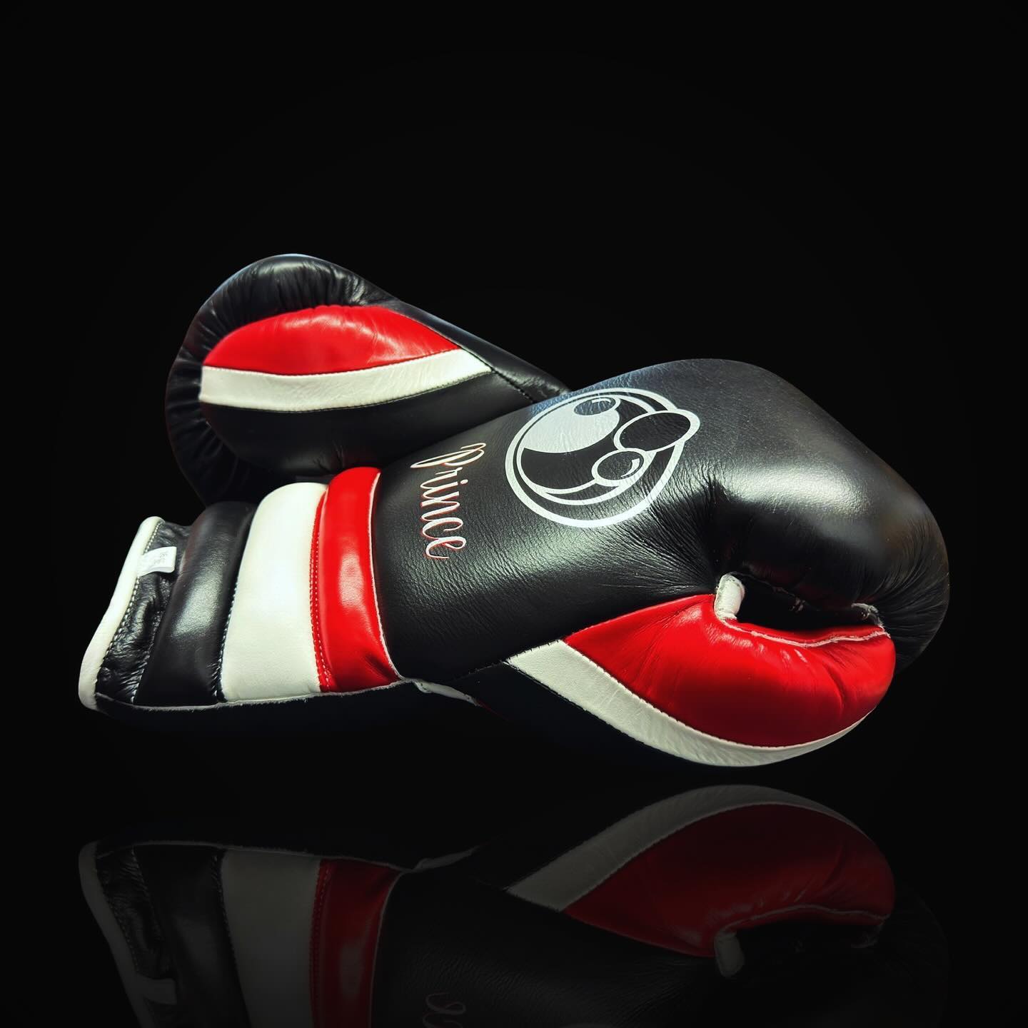 grant boxing gloves black/red/white back and thumb view premium leather professional training gloves