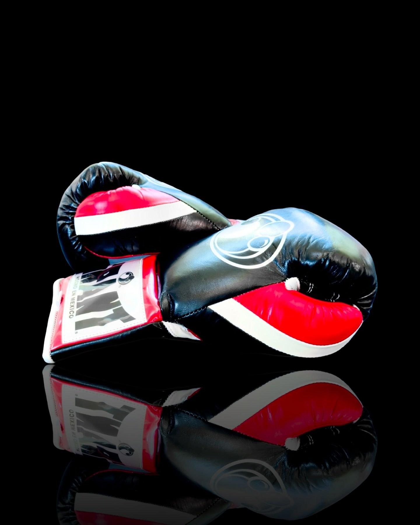 grant boxing gloves black/red/white back and thumb view premium leather fight gear