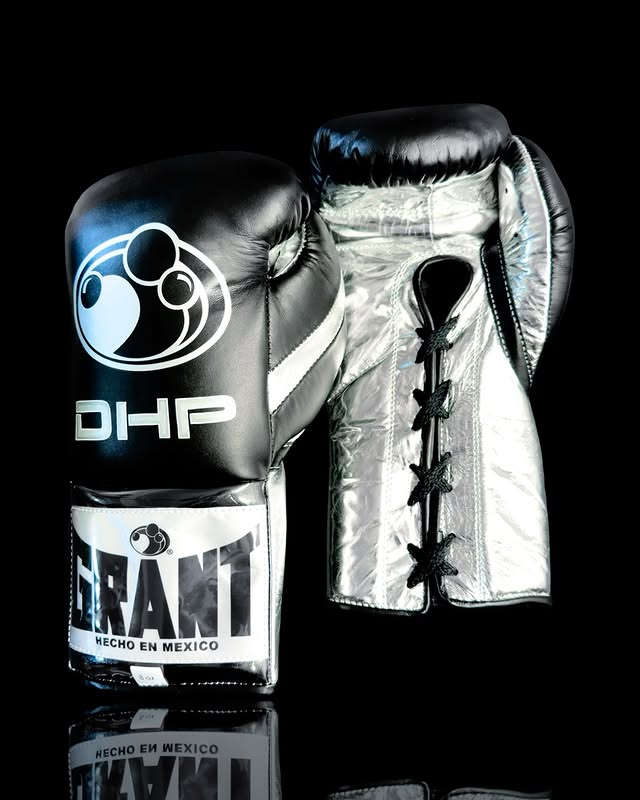 grant boxing gloves black/silver front view custom training gloves for boxing