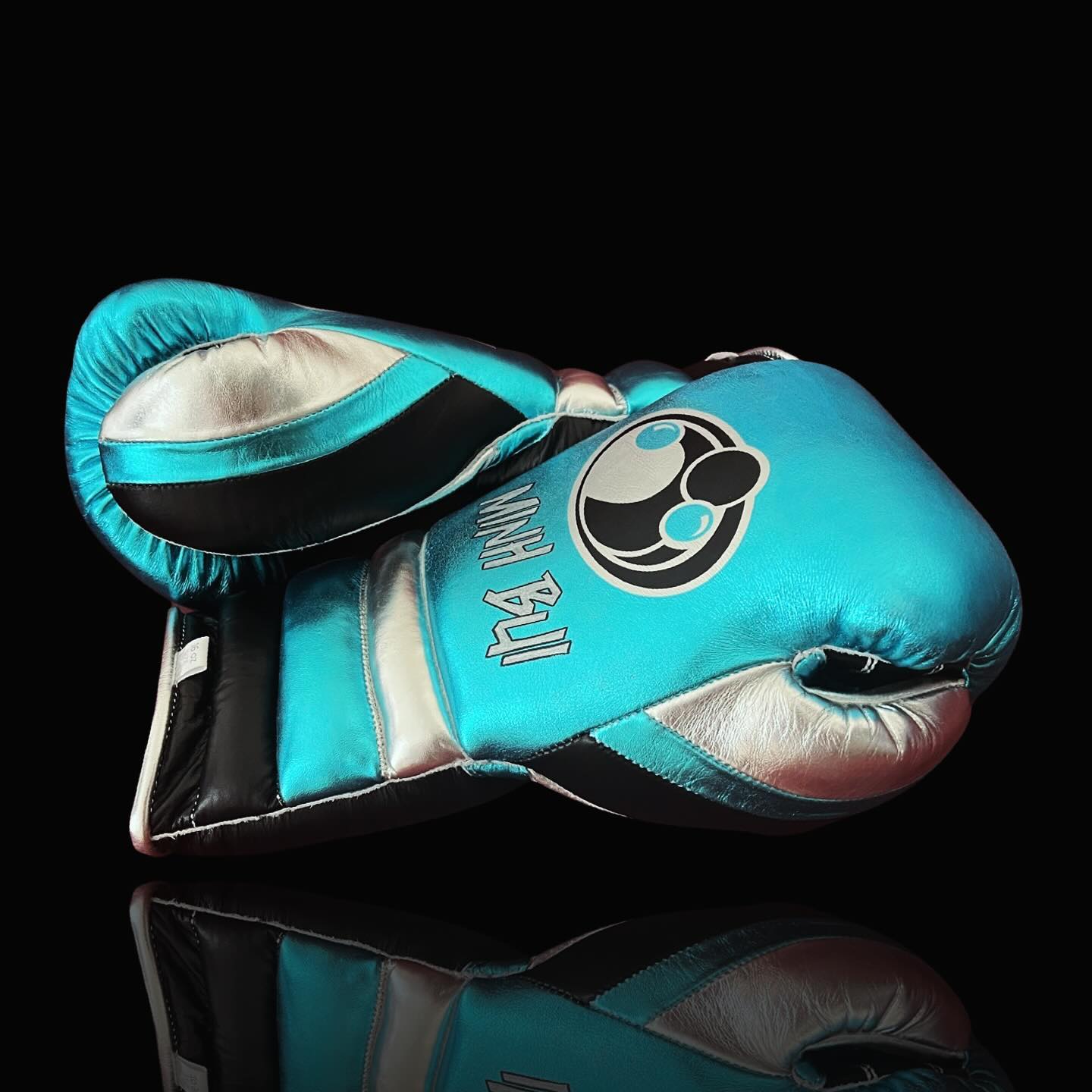 grant boxing gloves blue/black/silver back and thumb view premium leather professional training gloves