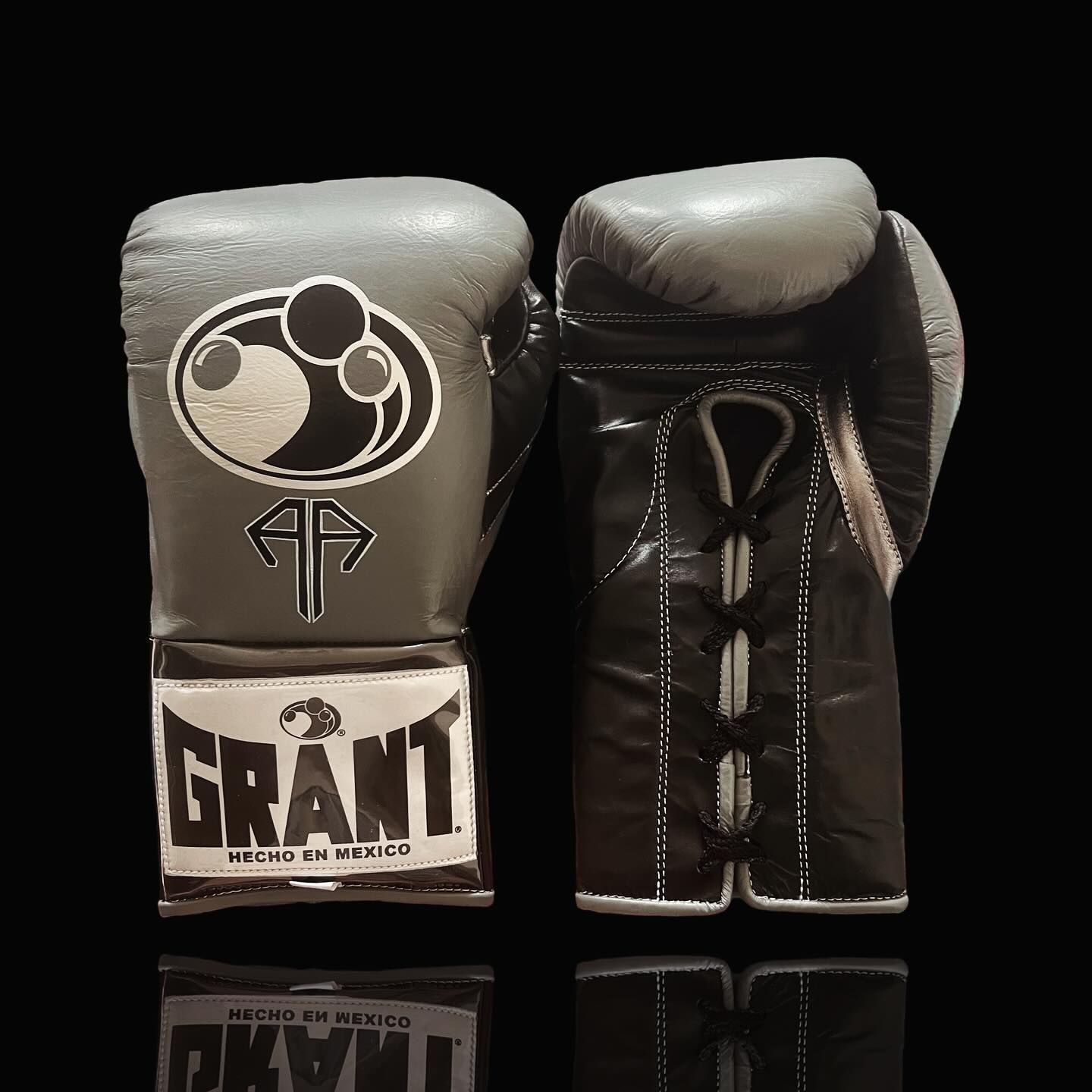 grant style boxing gloves grey/black front view for heavy bag and sparring