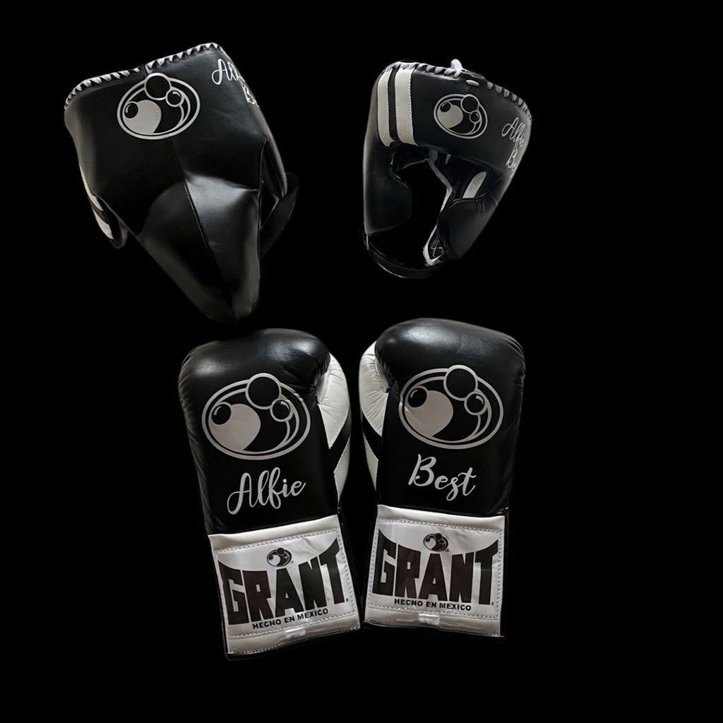 Grant Boxing Set Black/White Custom made