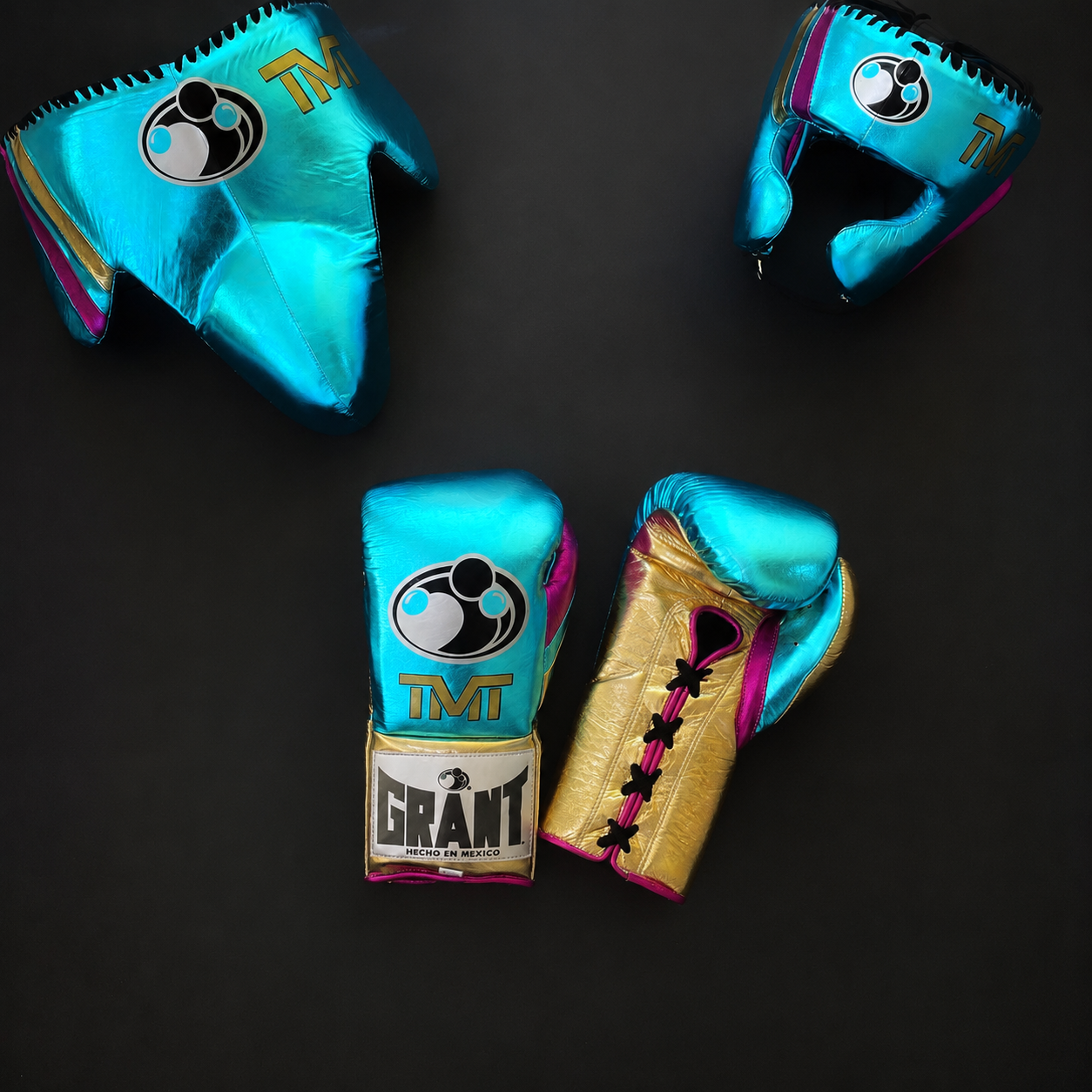 Grant Boxing Set Blue/Pink/Gold Training Set
