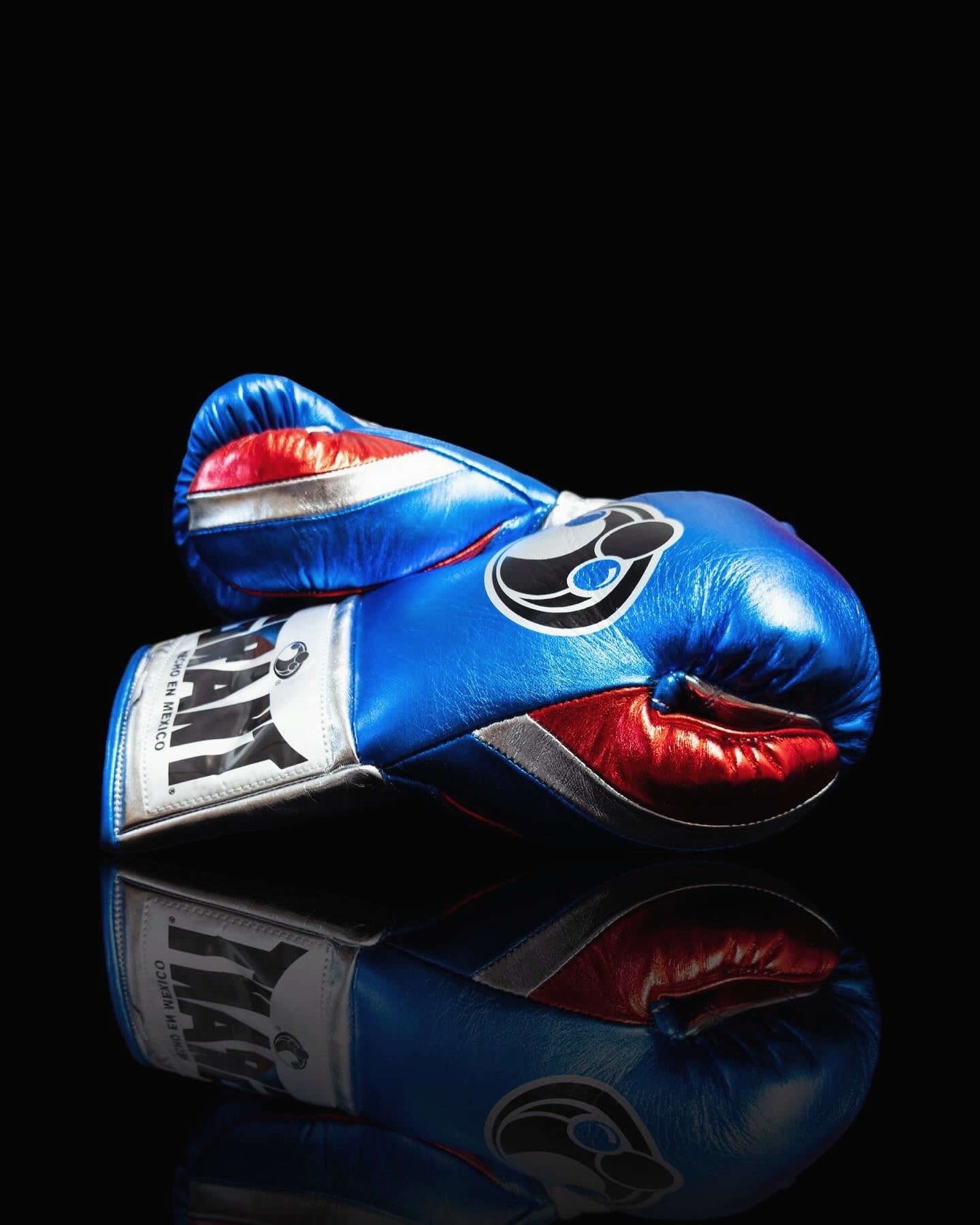 grant boxing gloves blue/silver/red back and thumb view for heavy bag and sparring