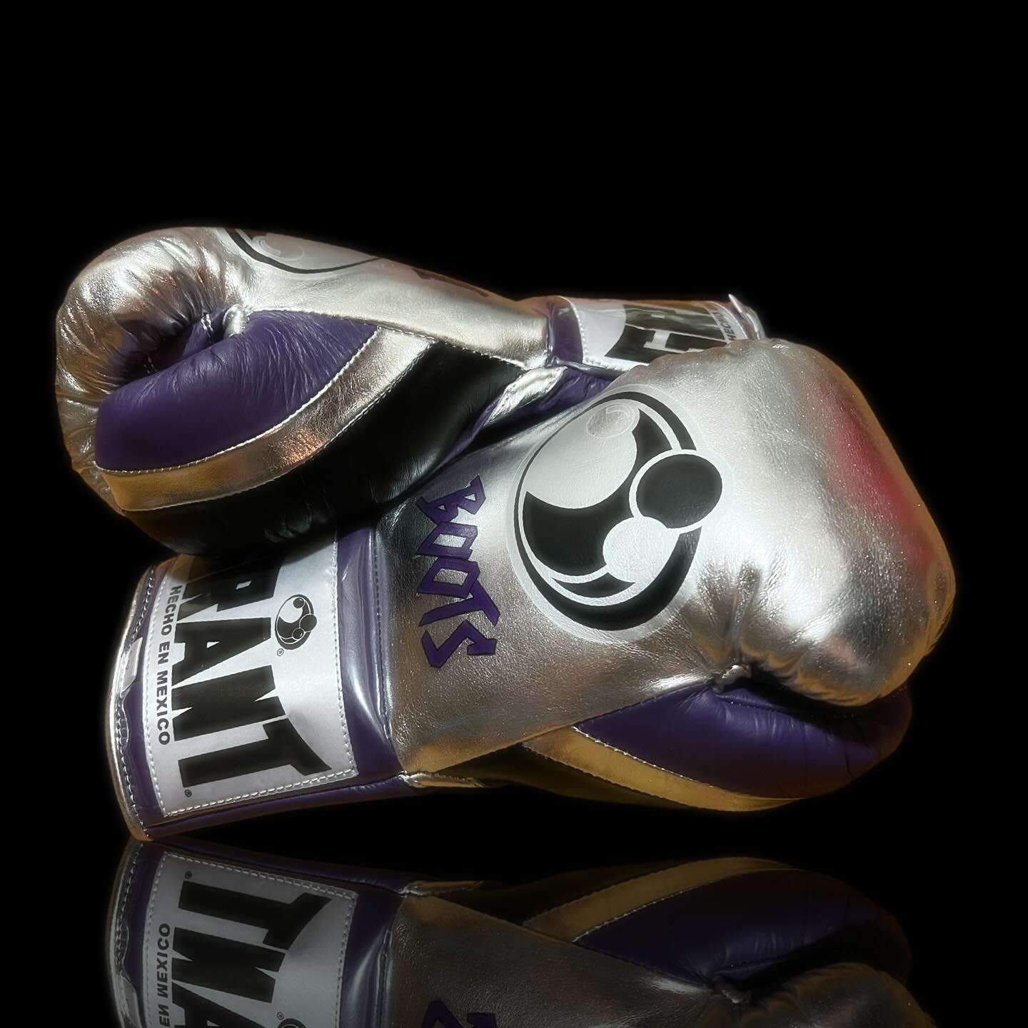 grant boxing gloves silver/purple back and thumb view custom training gloves for boxing