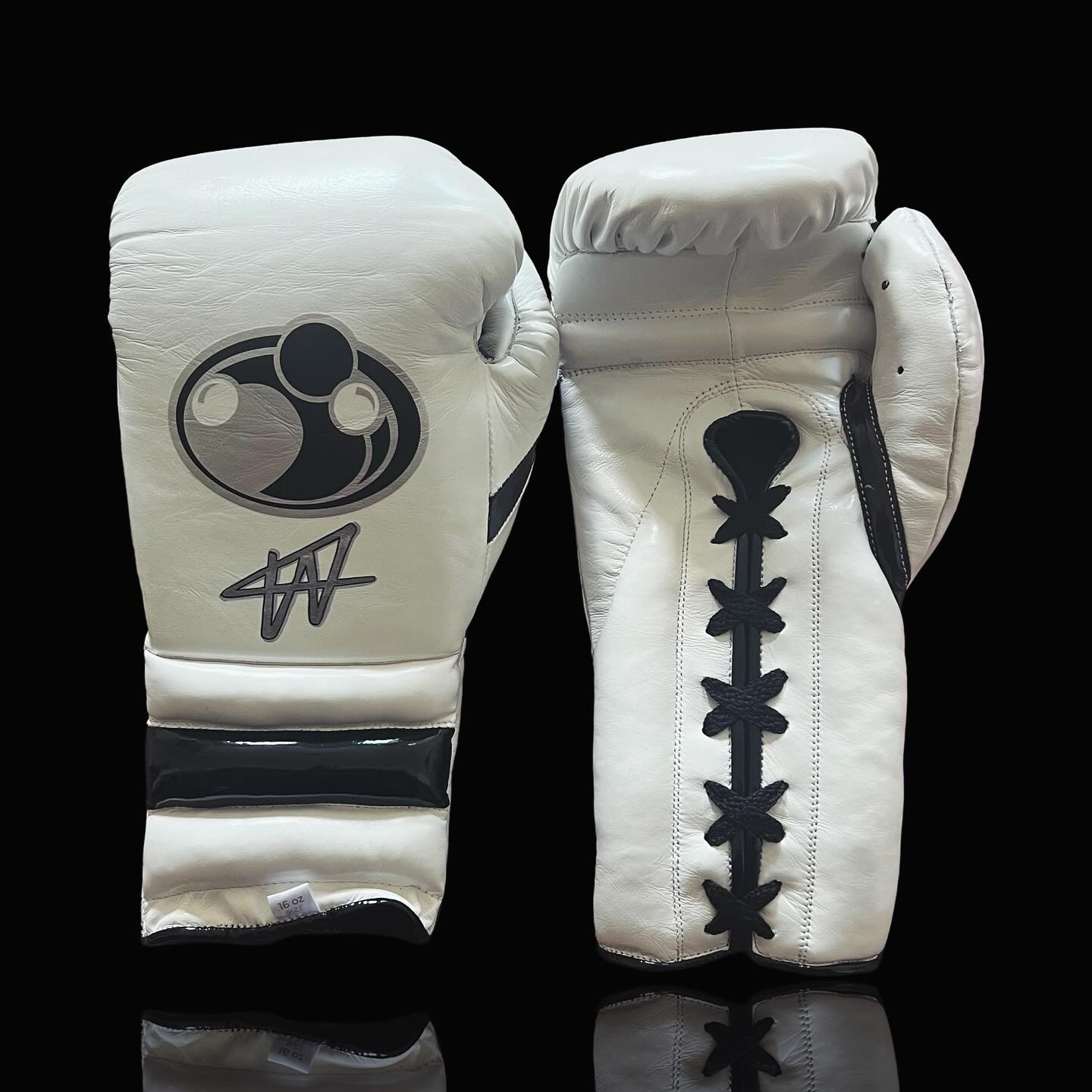 grant boxing gloves white/black front view lace up high quality sparring gloves