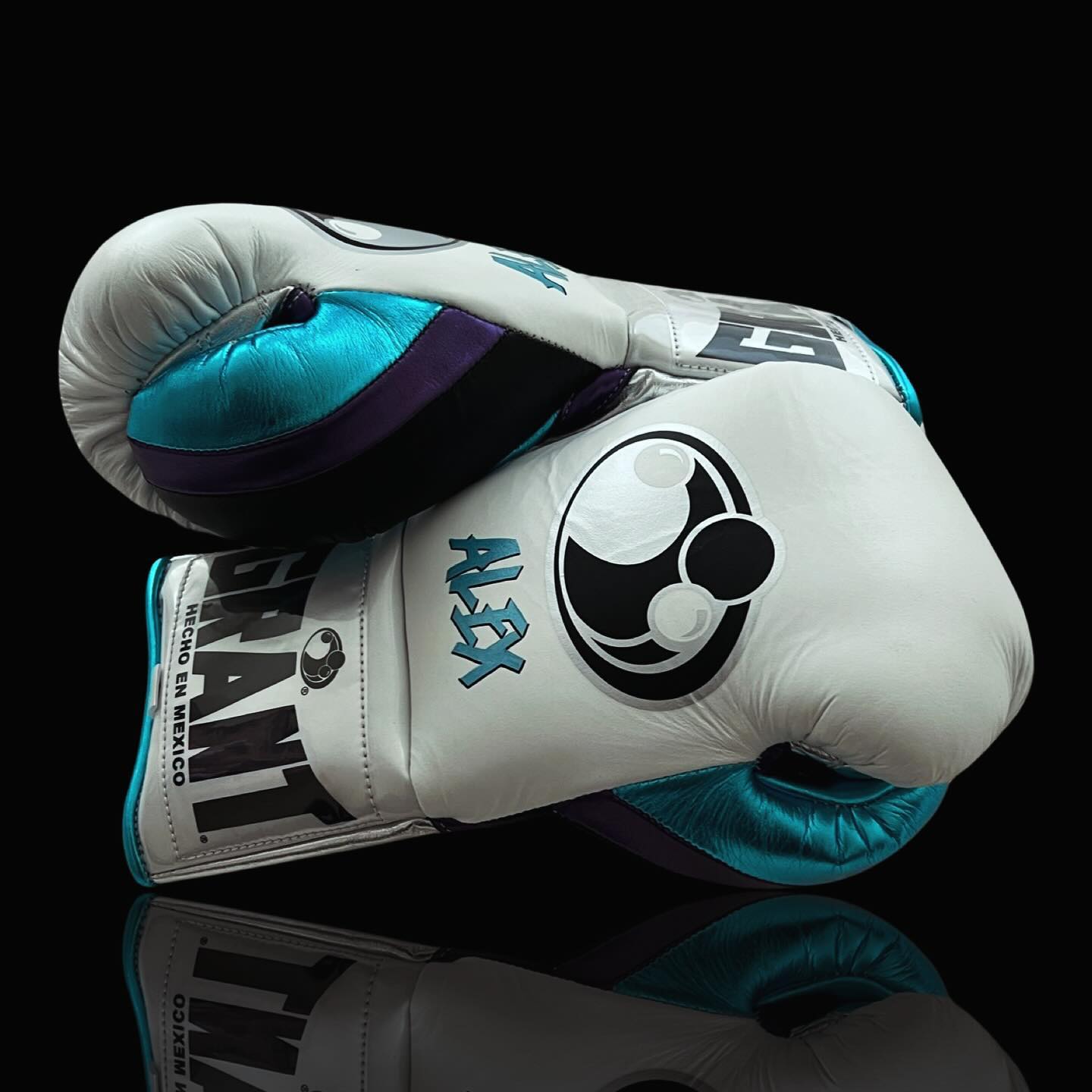 grant boxing gloves white/blue/black back and thumb view premium fight gloves for athletes