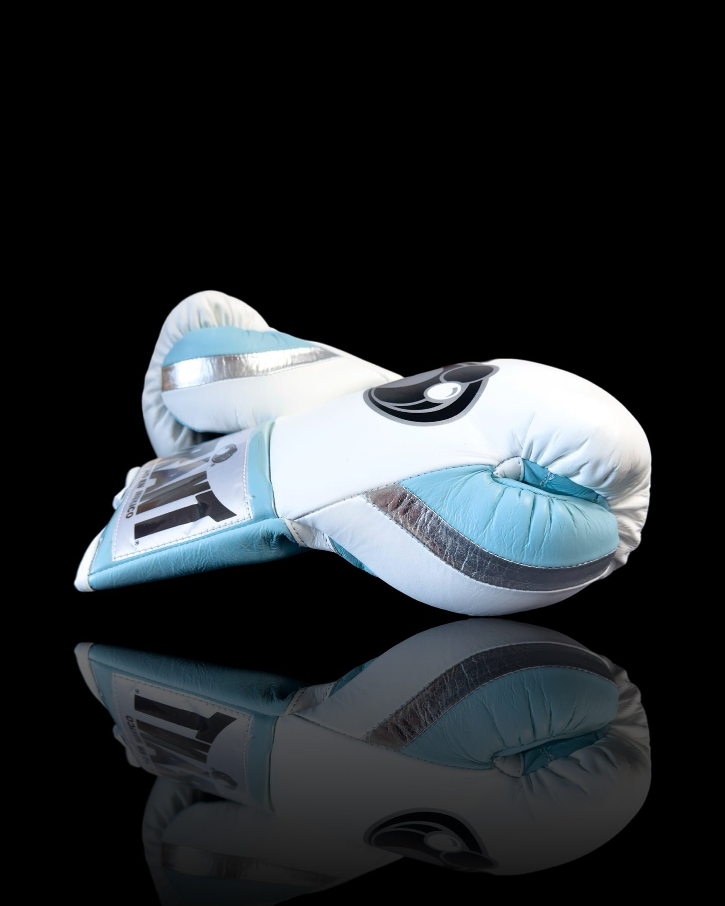 grant boxing gloves white/blue back and thumb view custom name boxing training gloves