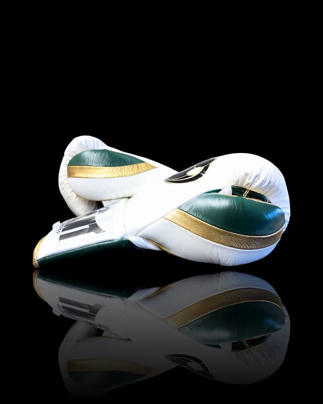 Grant Boxing Gloves White/Green/Gold 16oz
