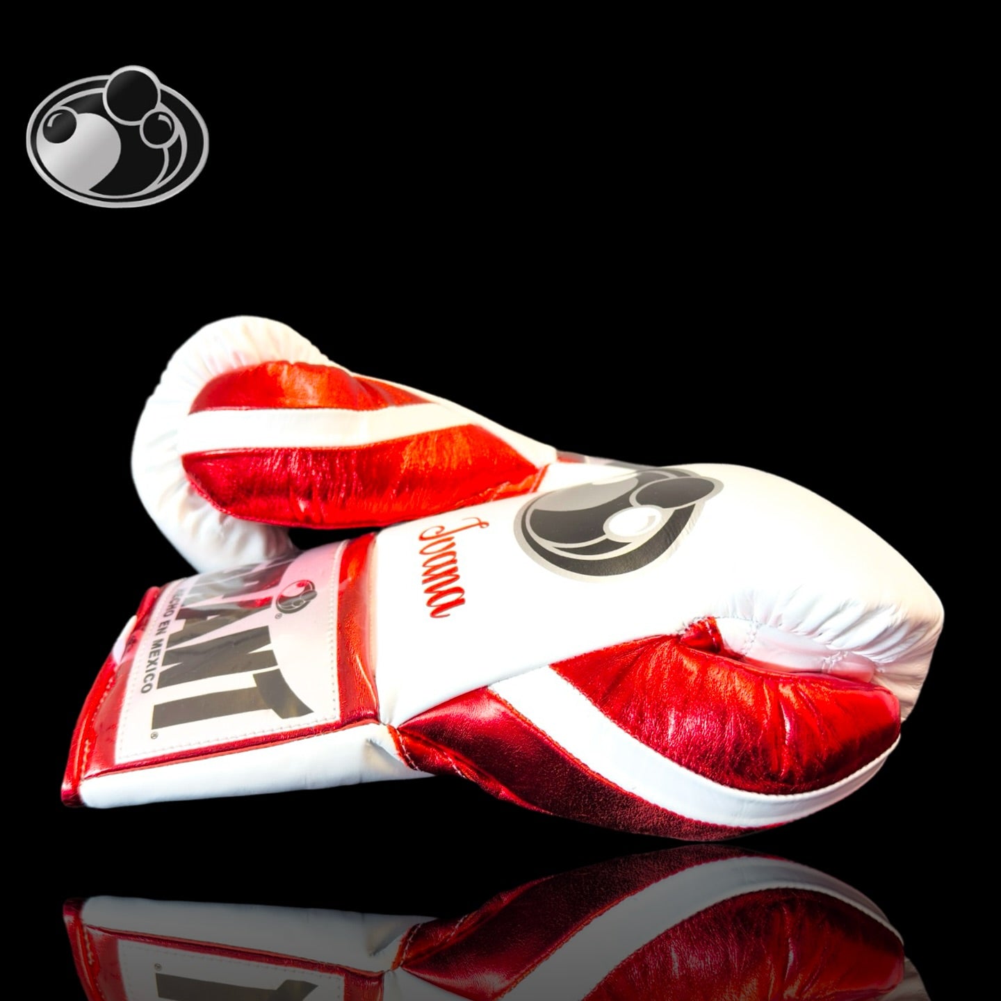 grant boxing gloves white/red back and thumb view professional sparring and training gear