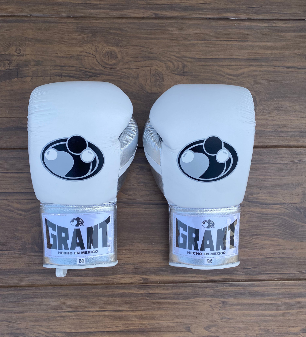 grant boxing gloves white/silver back view professional sparring and training gear
