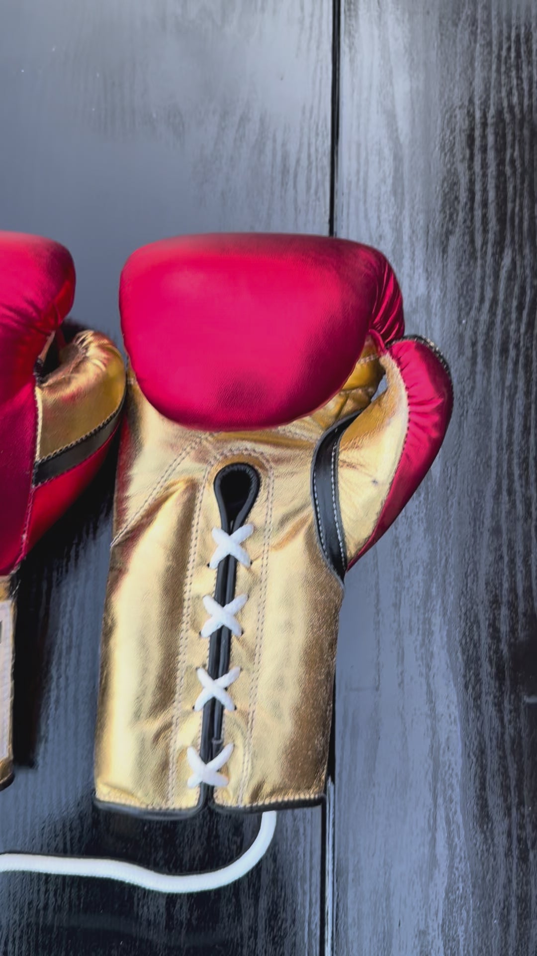 grant boxing gloves red/gold/black video